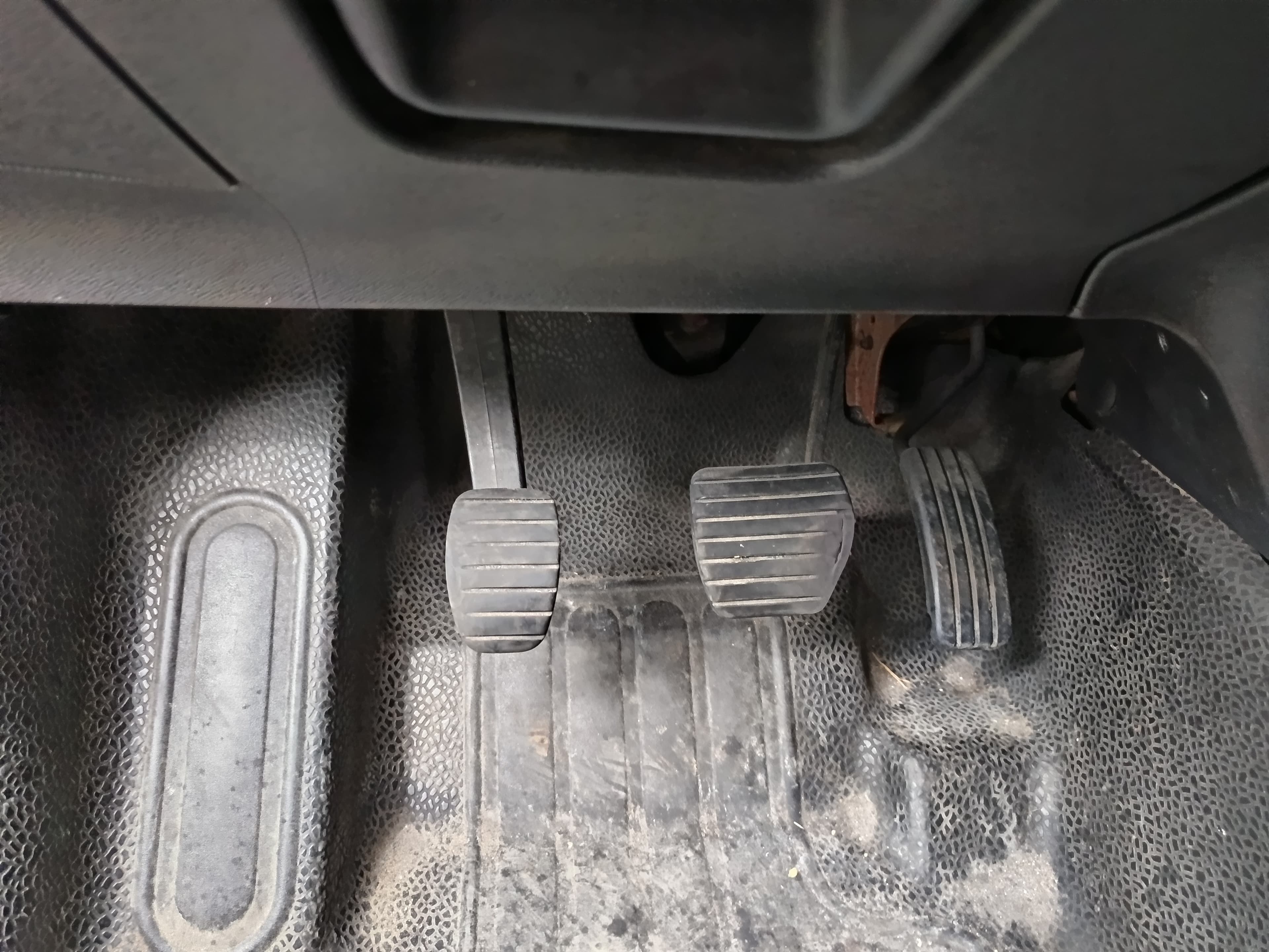 Renault Kangoo Maxi Business 1.5 DCI — imagem 26