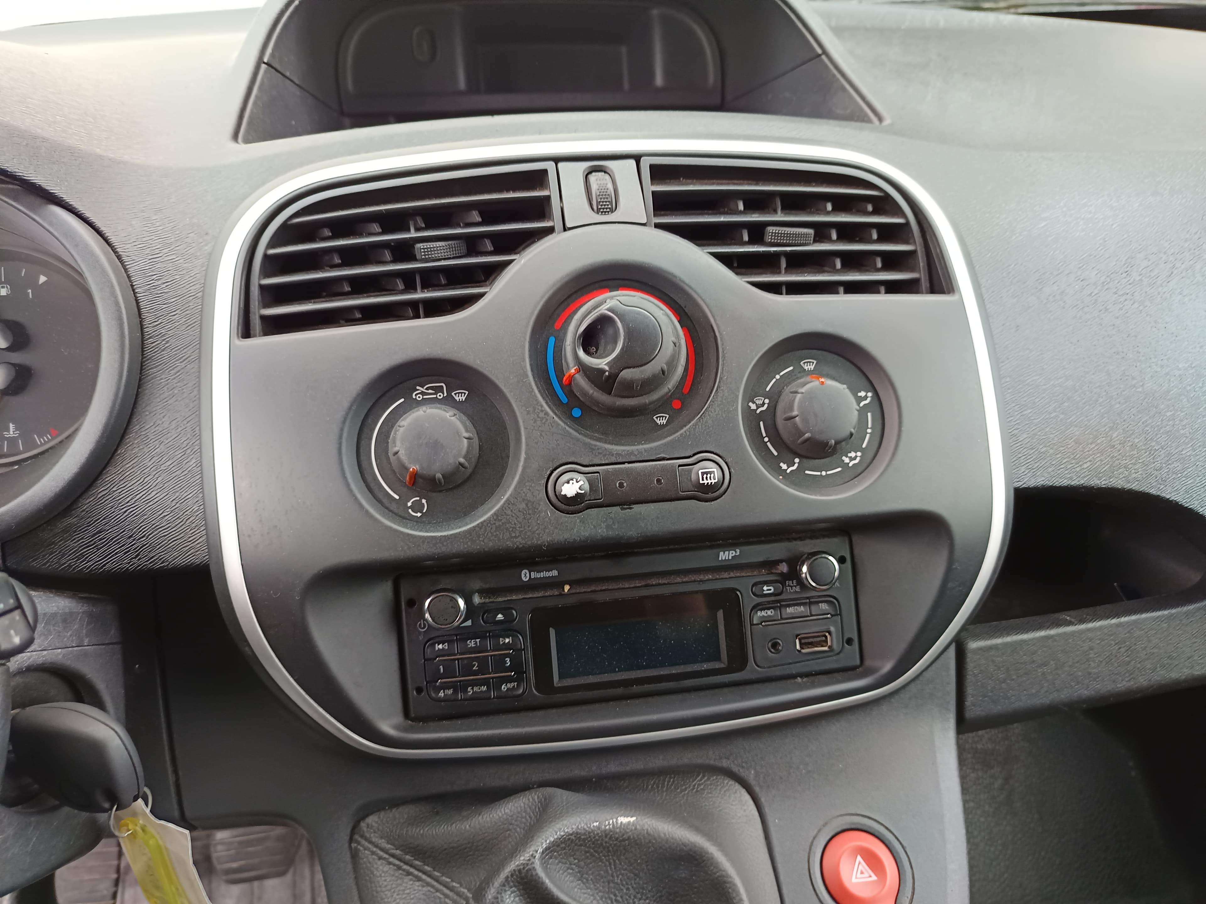 Renault Kangoo Maxi Business 1.5 DCI — imagem 33