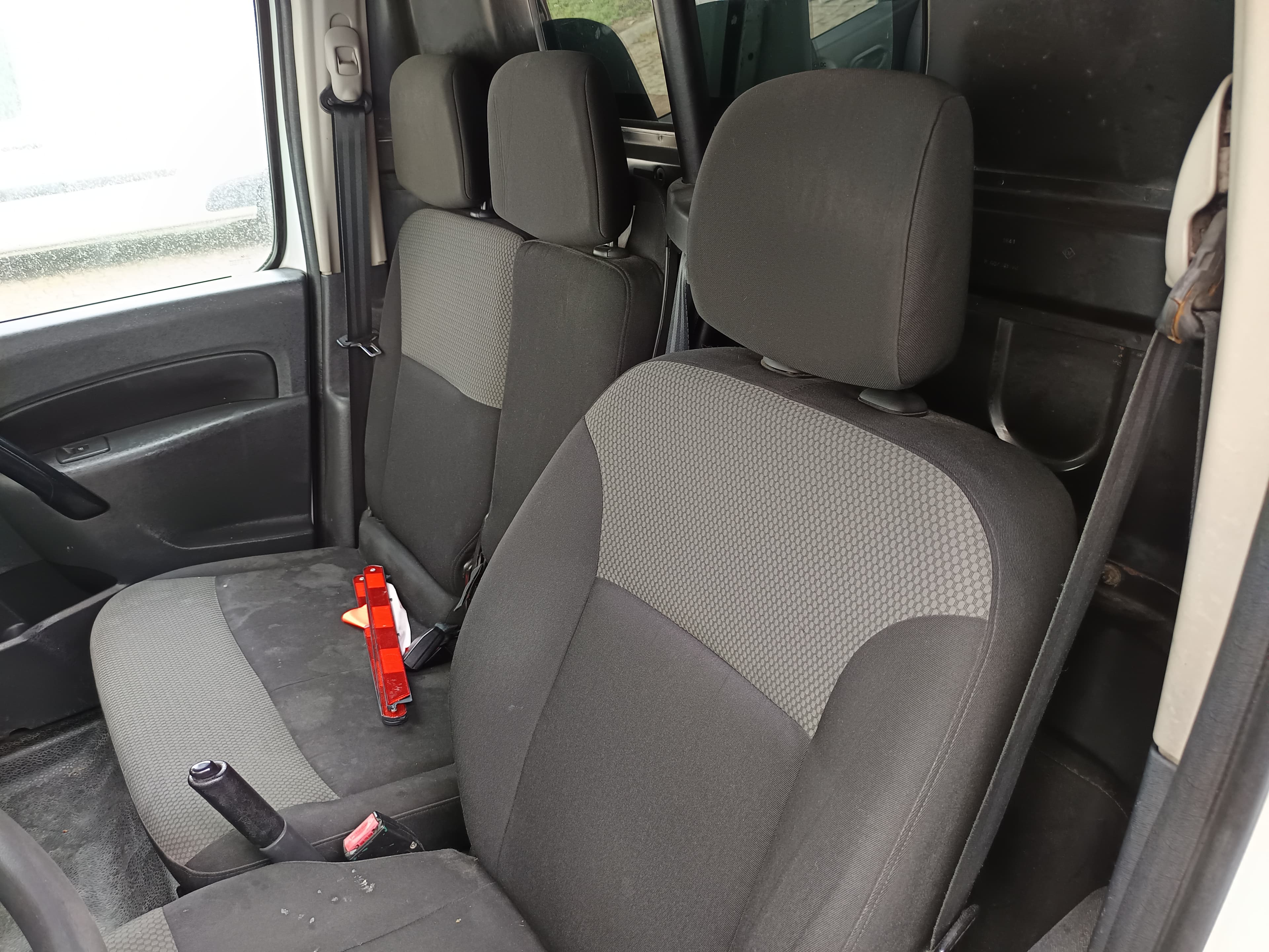 Renault Kangoo Maxi Business 1.5 DCI — imagem 24