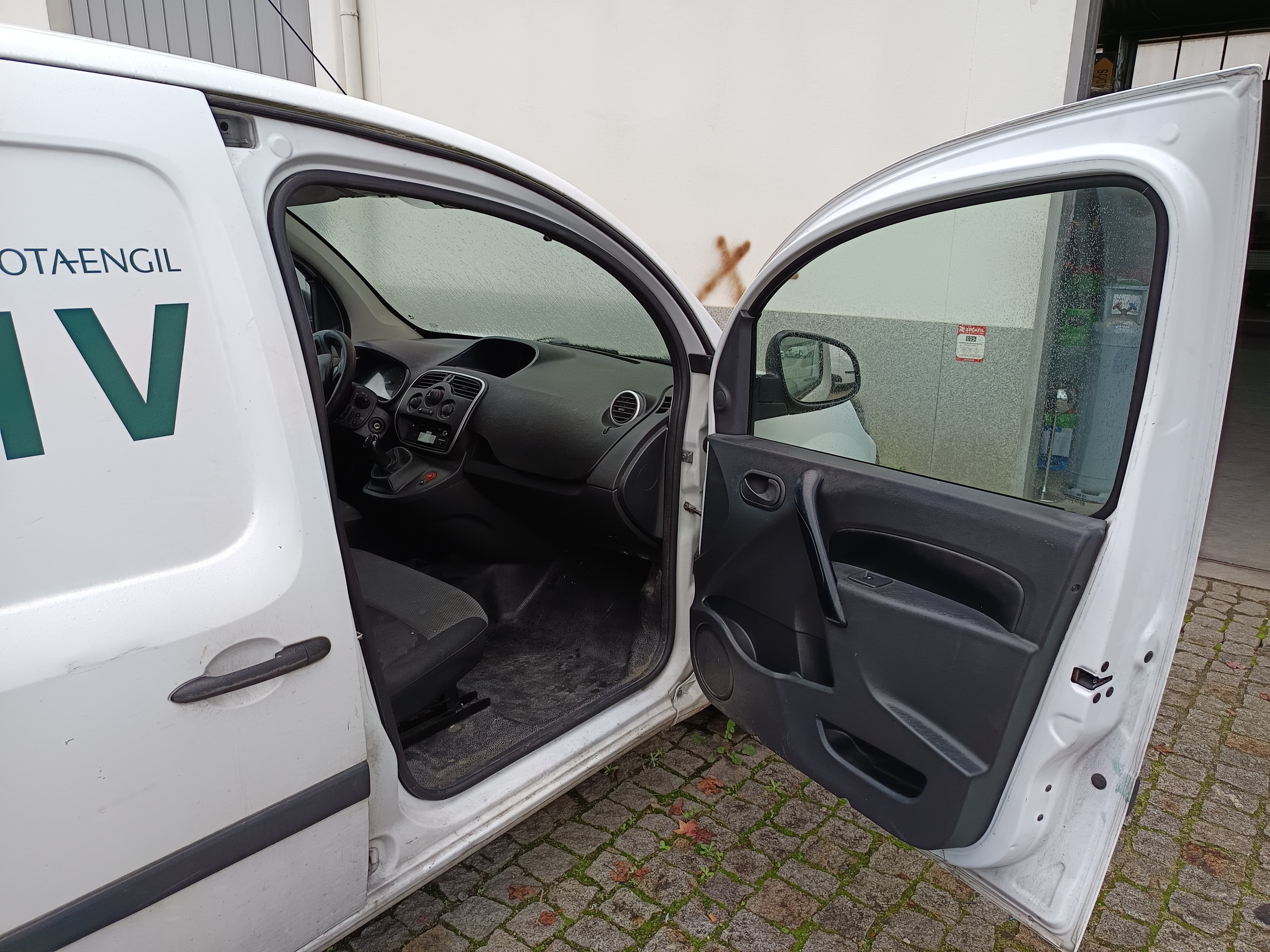 Renault Kangoo Maxi Business 1.5 DCI — imagem 18