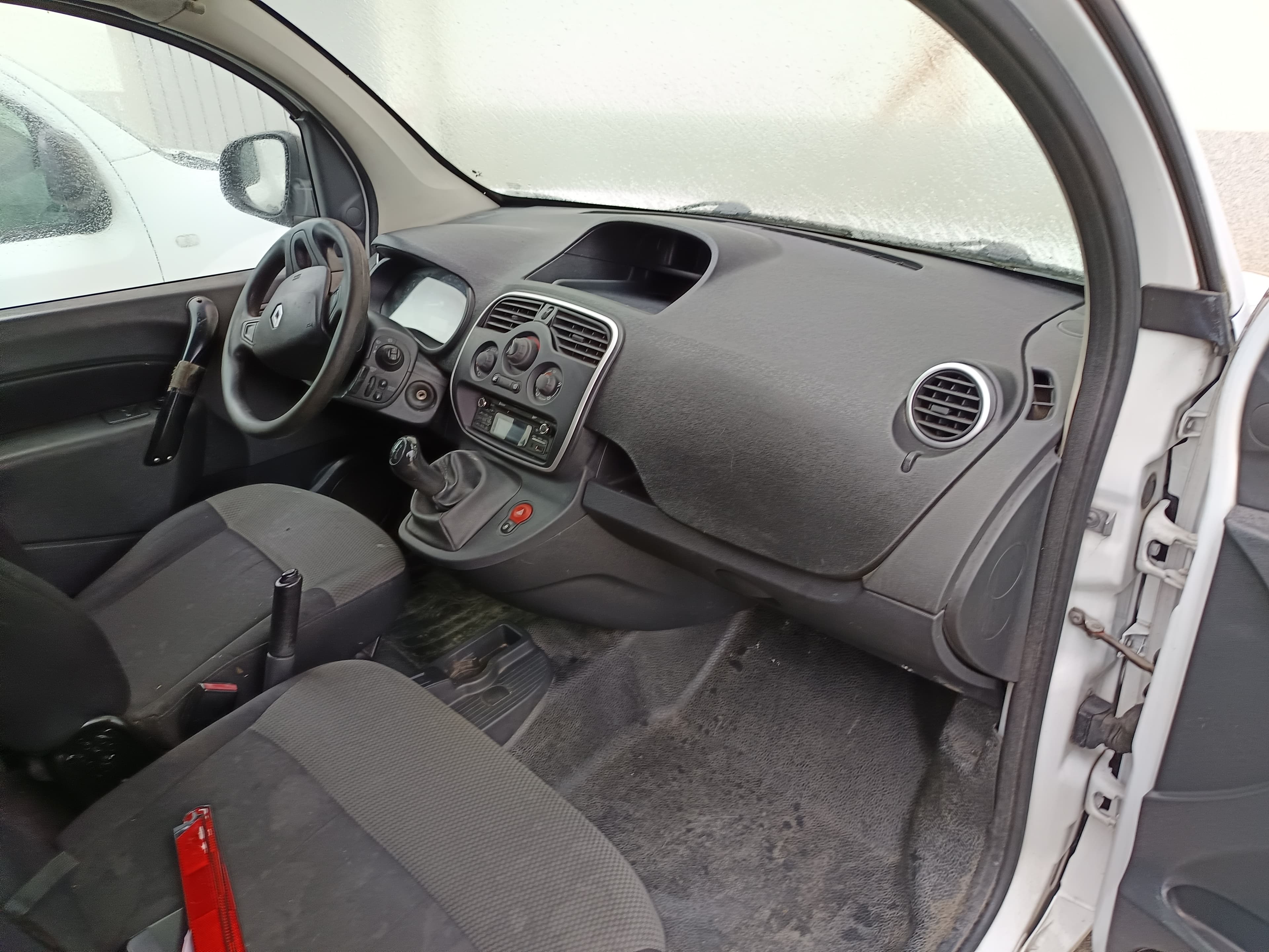 Renault Kangoo Maxi Business 1.5 DCI — imagem 21