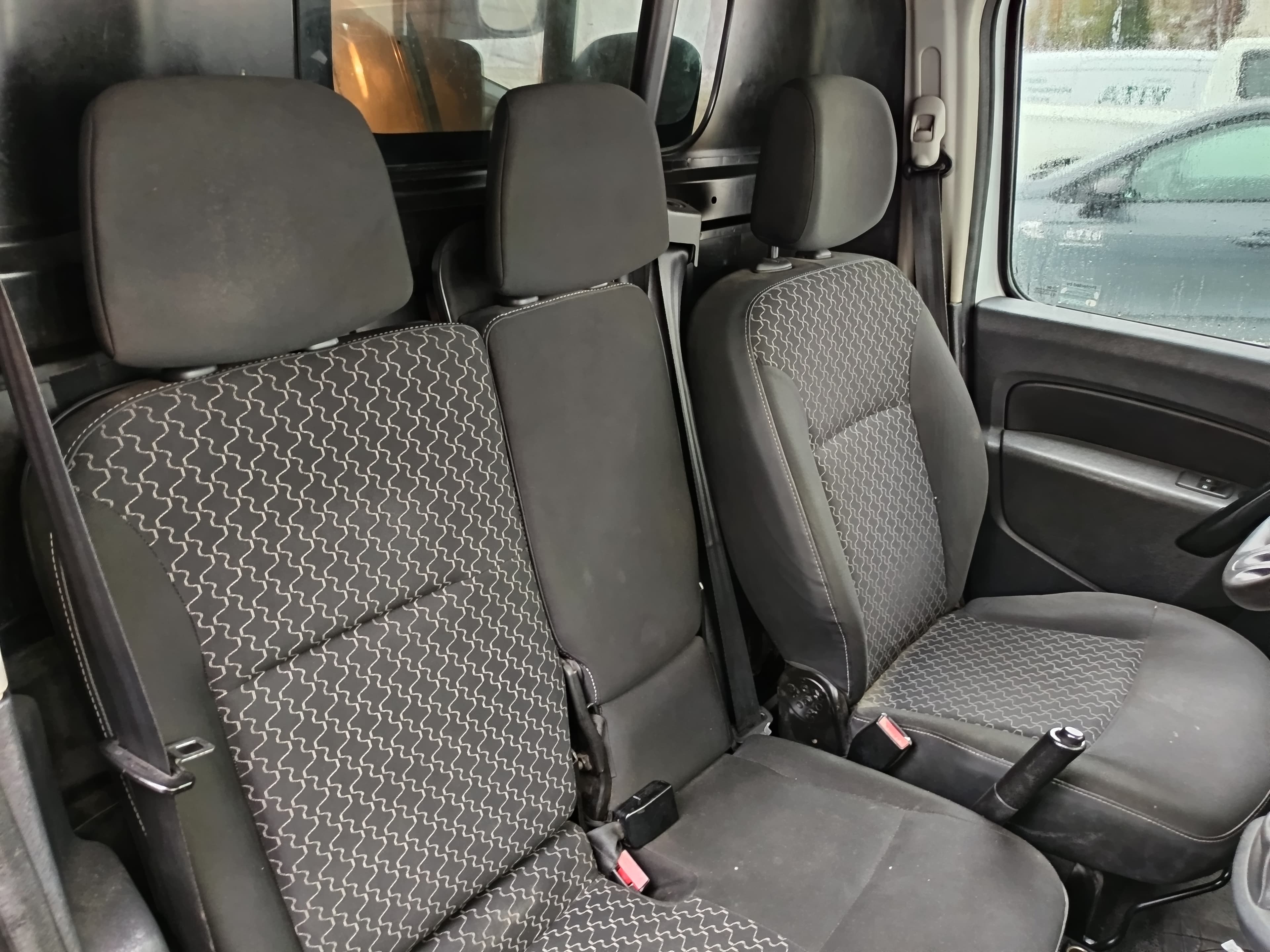 Renault Kangoo Maxi Business 1.5 DCI — image 16