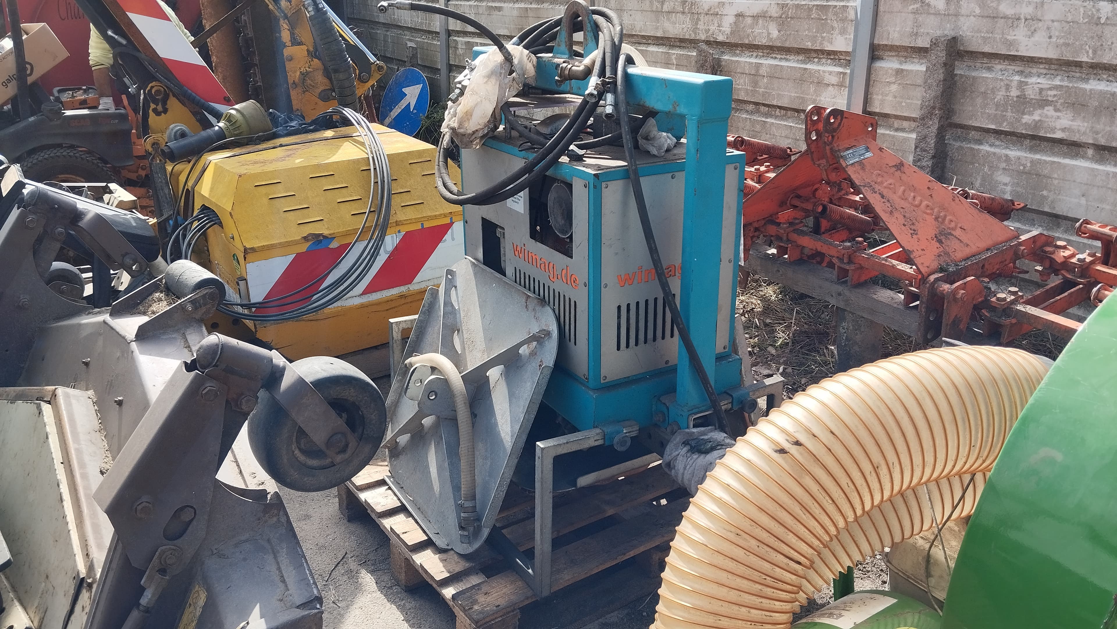 Hydraulic Vacuum — image 2