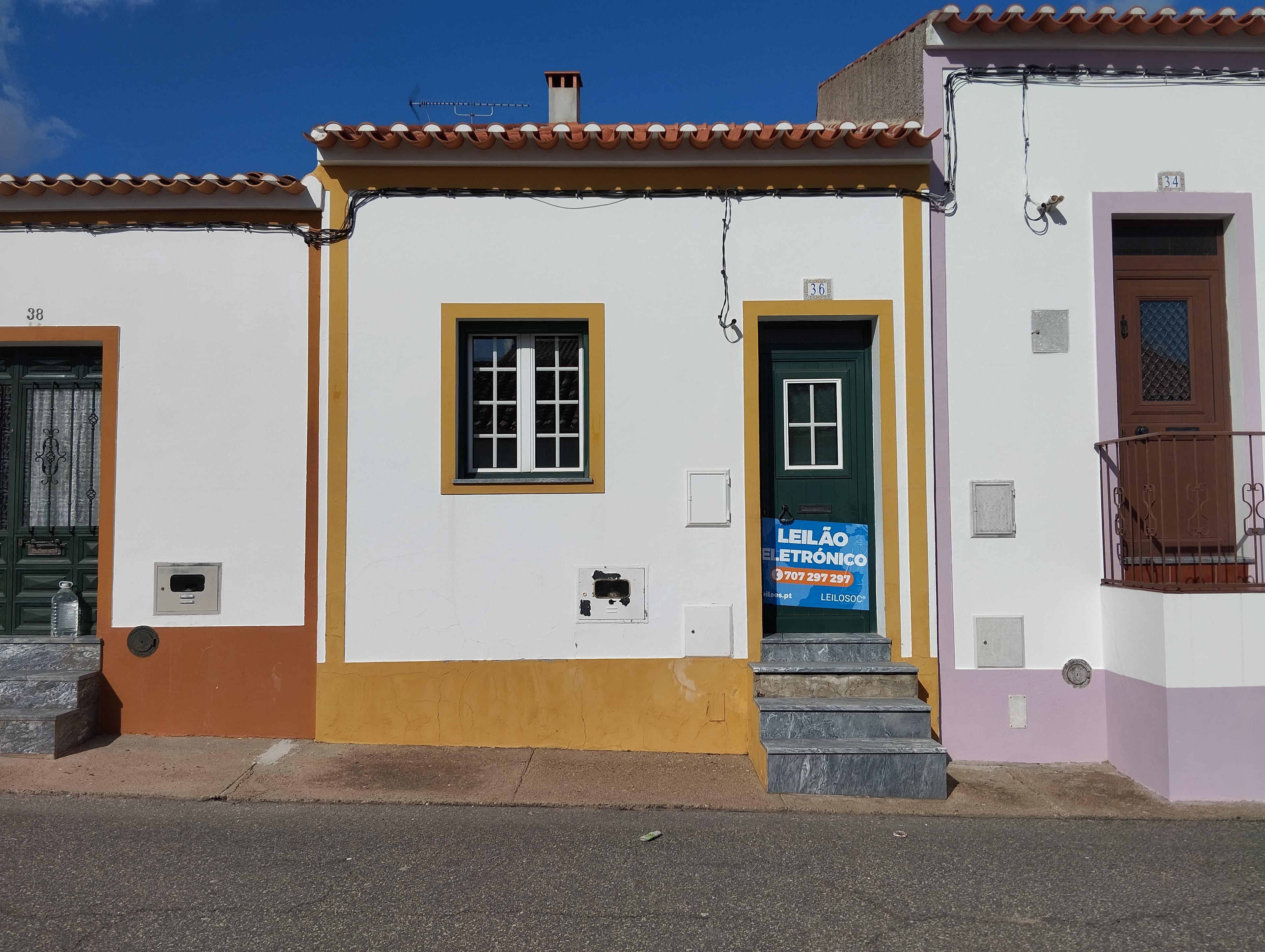 Moradia V2 c/ Garagem · Moura, Beja — imagen 1