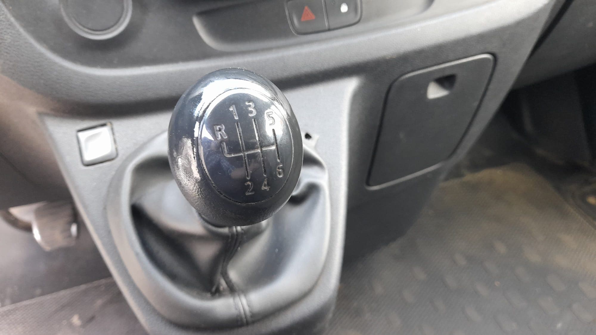 Renault Trafic FM L2H2 1.2T 1.6D — image 13