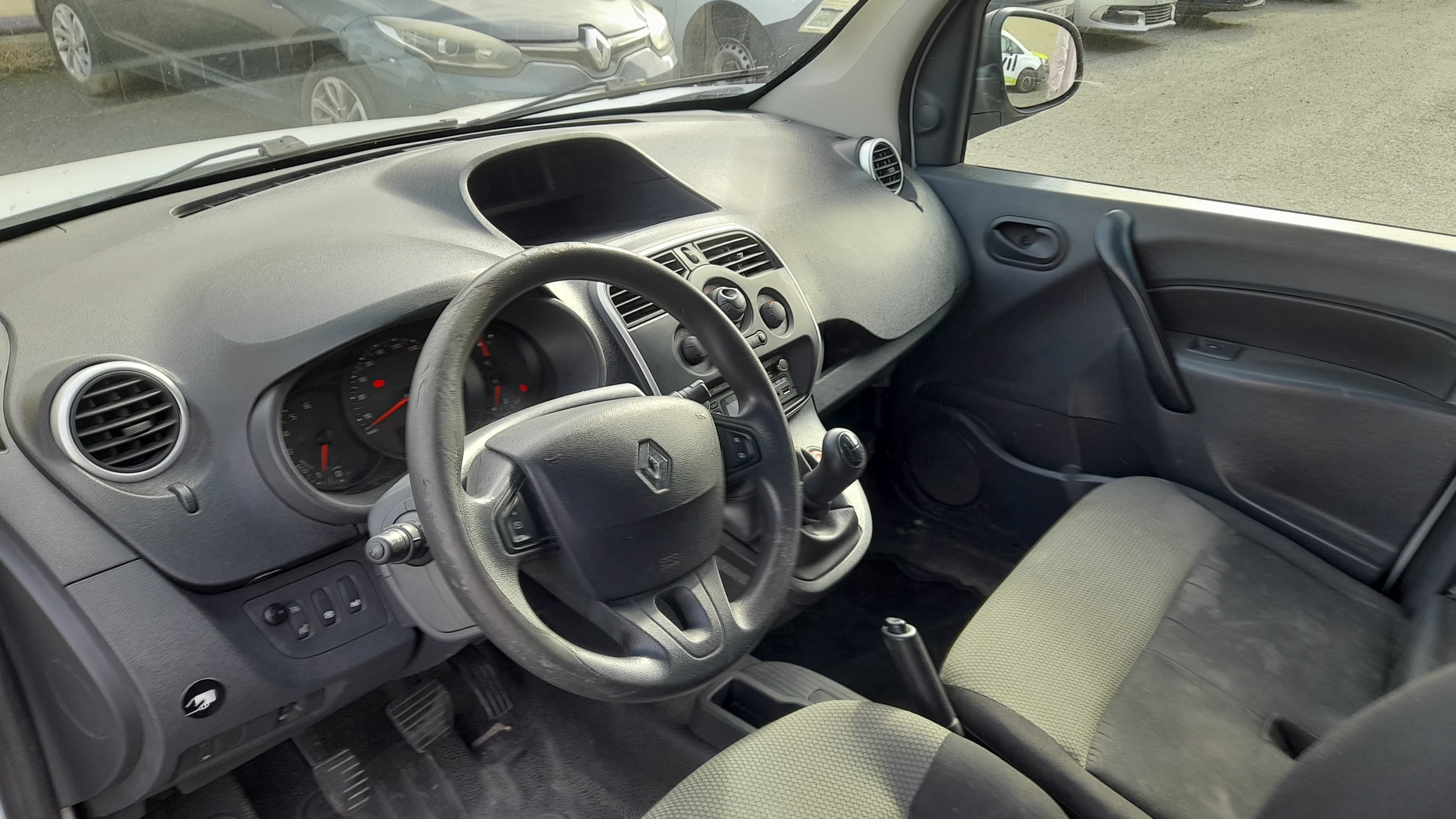 Renault Kangoo Maxi 1.5DCI 90CV — imagen 11