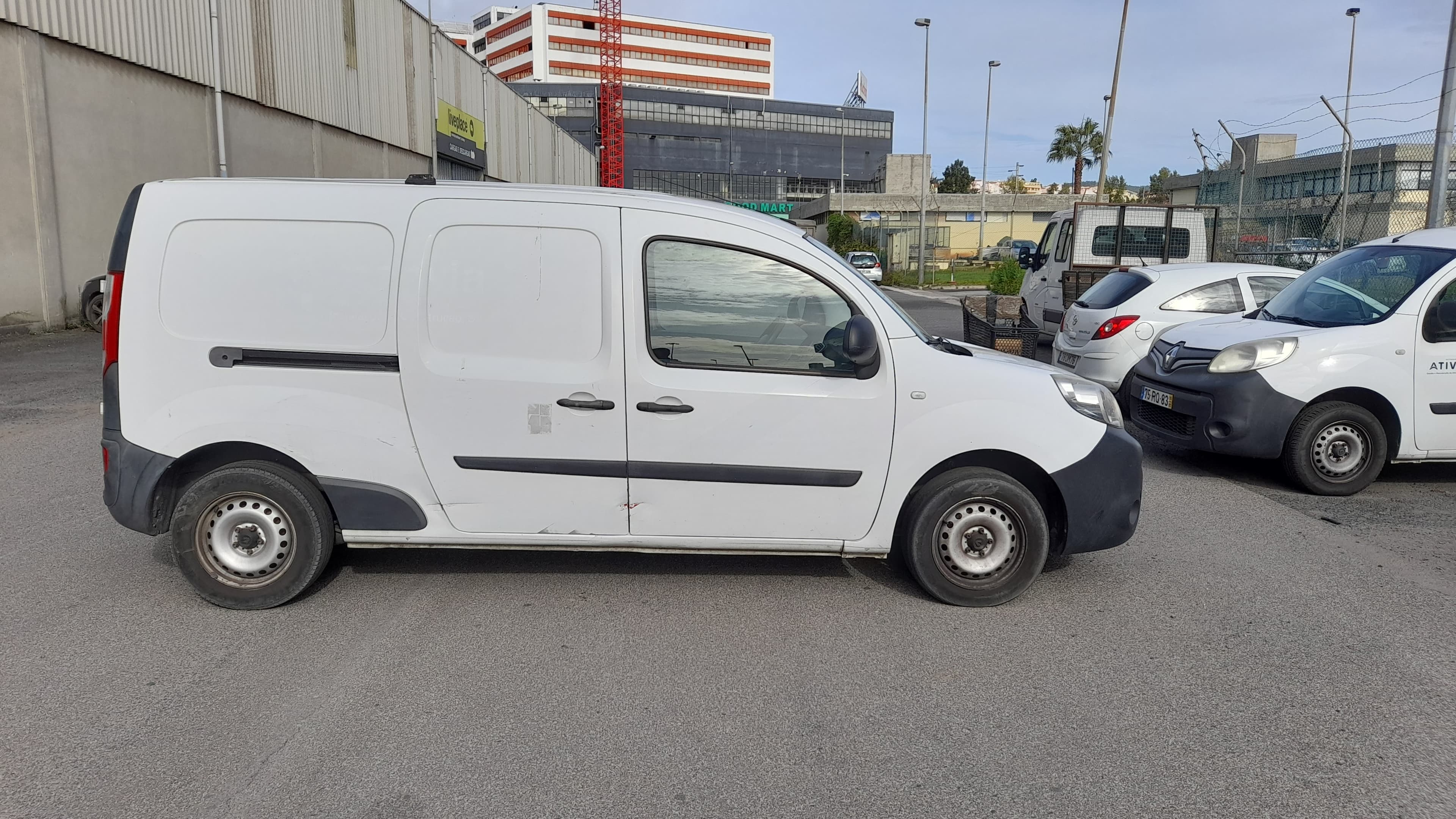 Renault Kangoo Maxi 1.5DCI 90CV — imagen 4