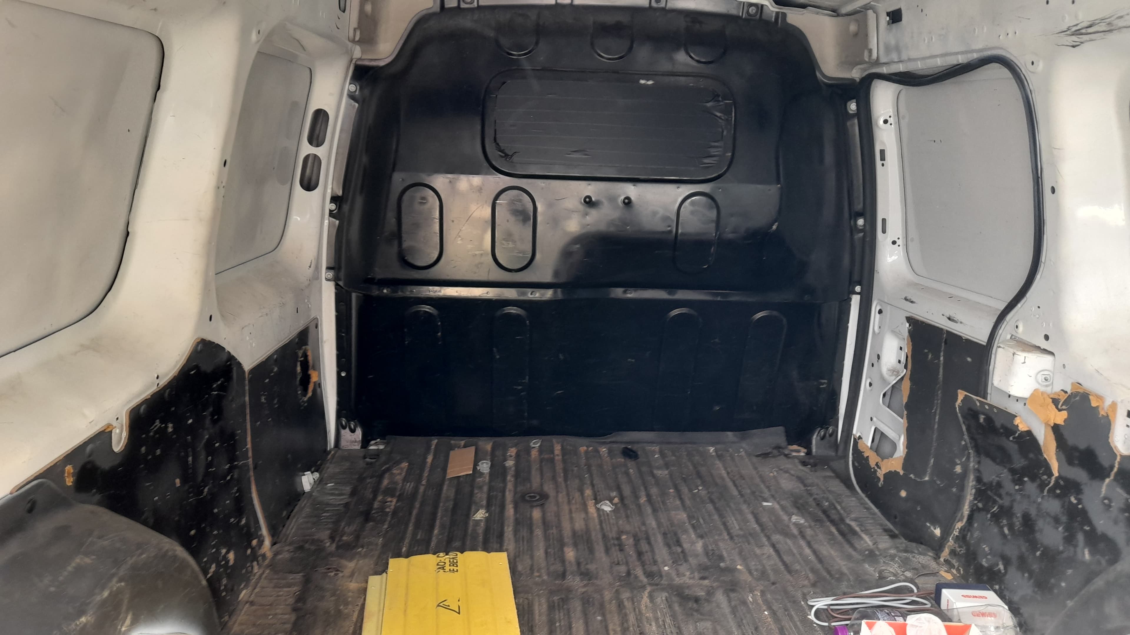 Renault Kangoo Maxi 1.5DCI 90CV — imagem 7