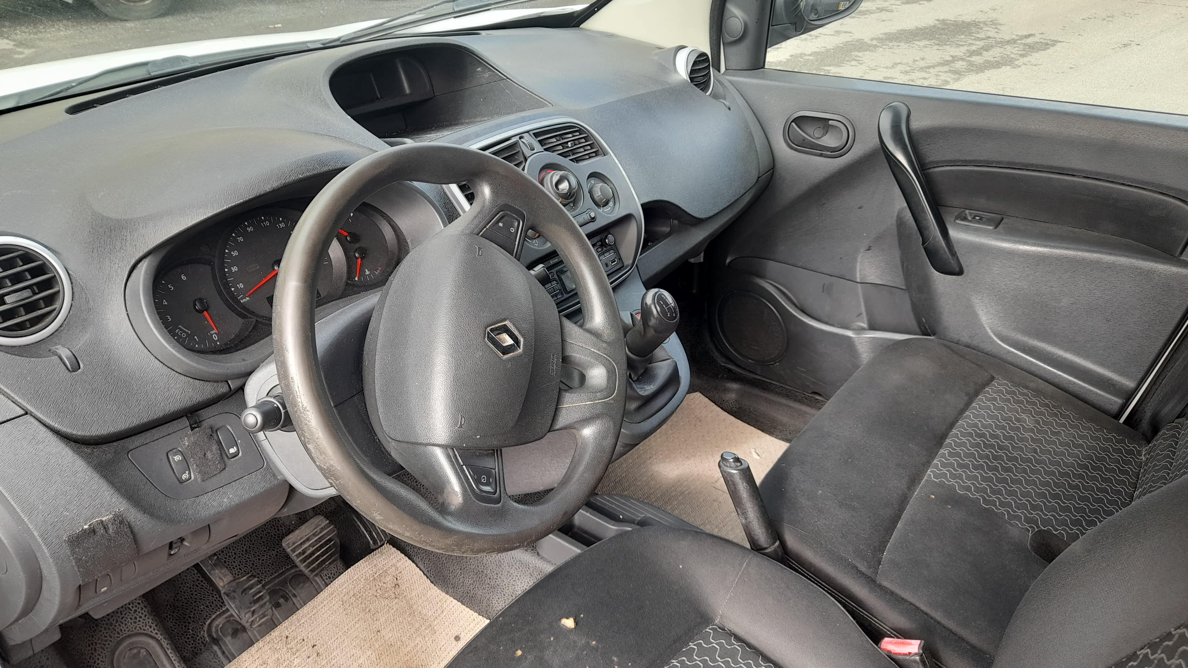 Renault Kangoo Maxi 1.5DCI 90CV — imagem 13