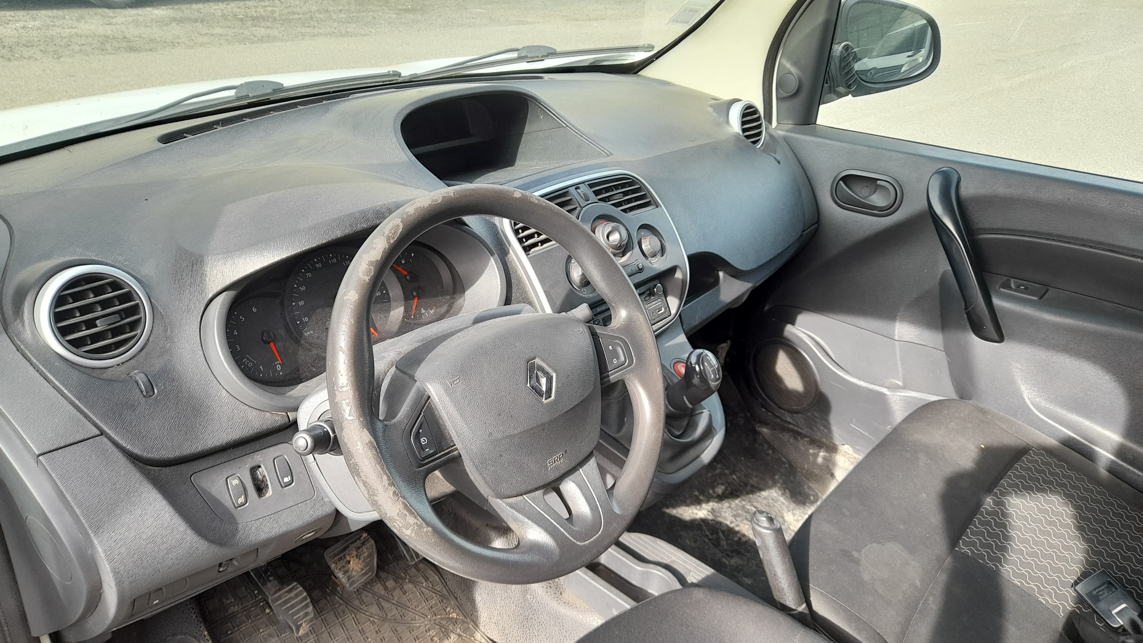 Renault Kangoo Maxi 1.5DCI 90CV — imagem 14
