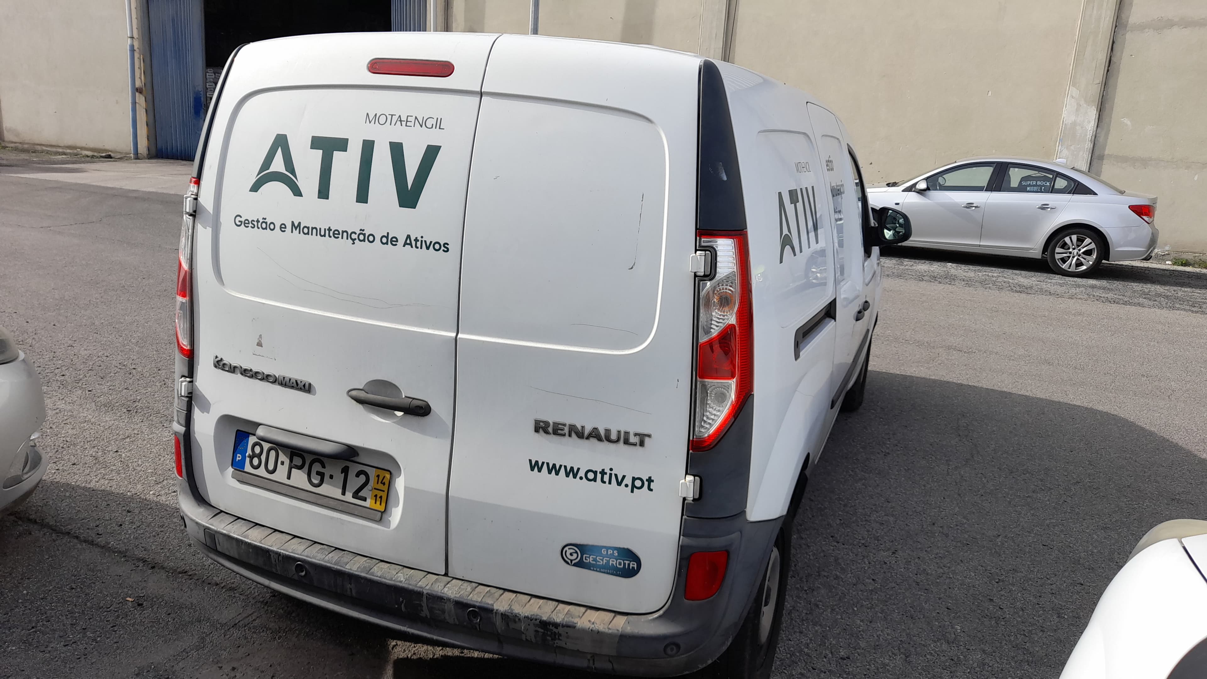 Renault Kangoo Maxi 1.5DCI 90CV — imagem 8