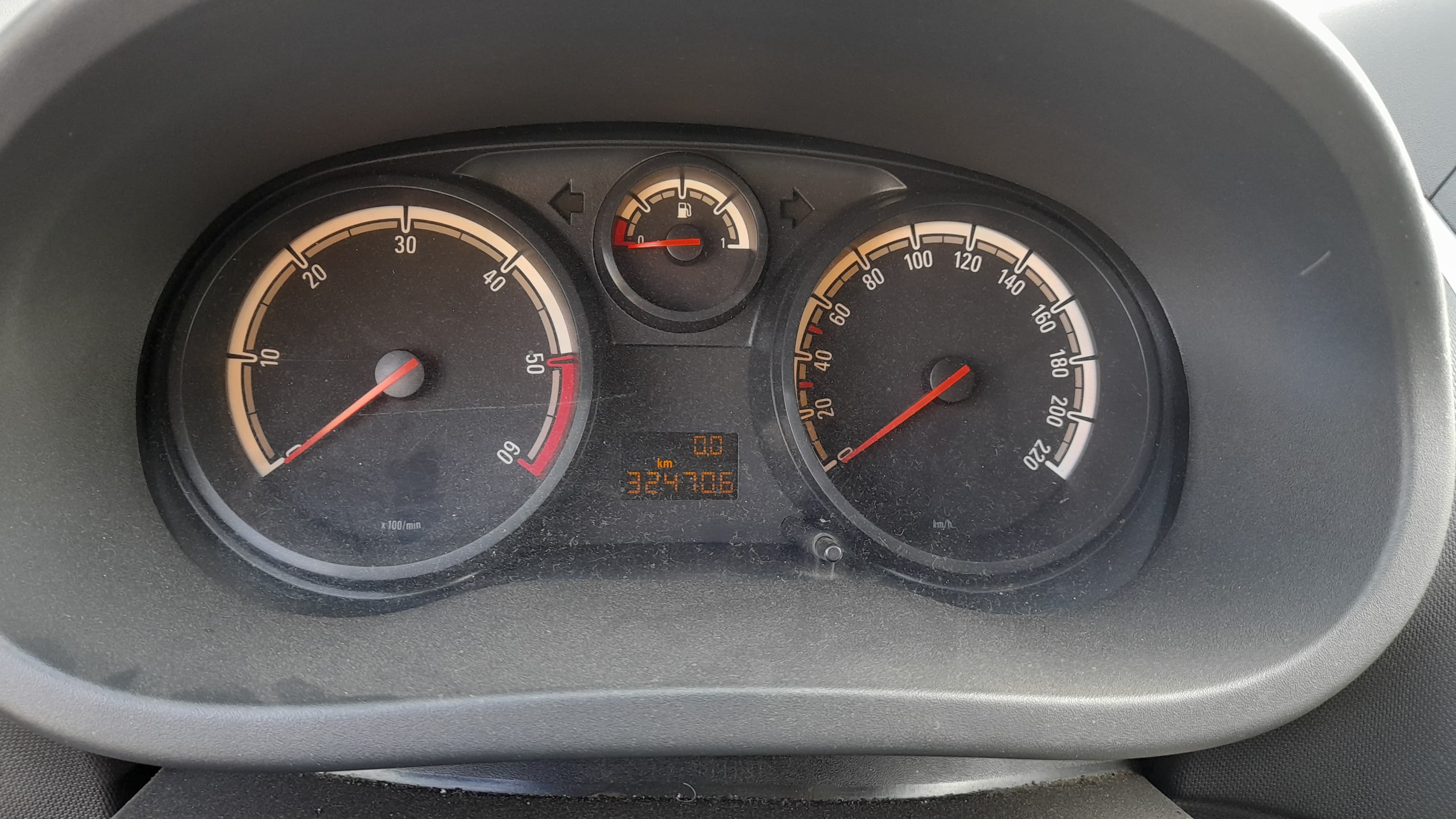 Opel Corsa Van 1.3 CDTI 75CV — imagen 11