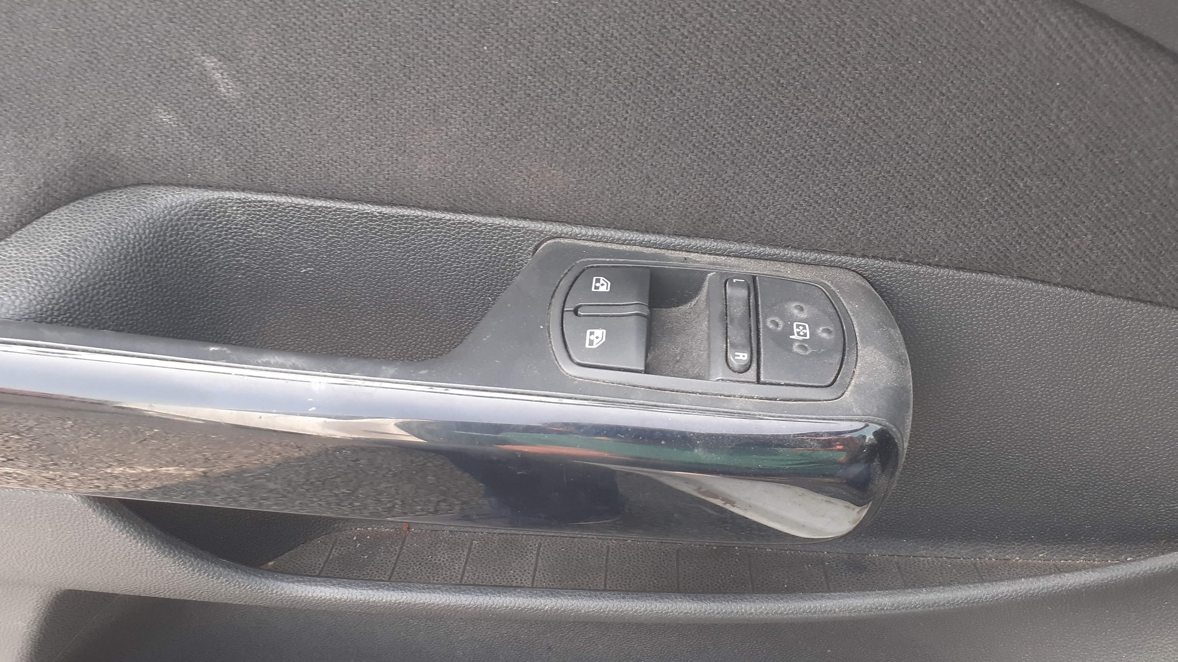 Opel Corsa Van 1.3 CDTi 75 CV — imagen 15