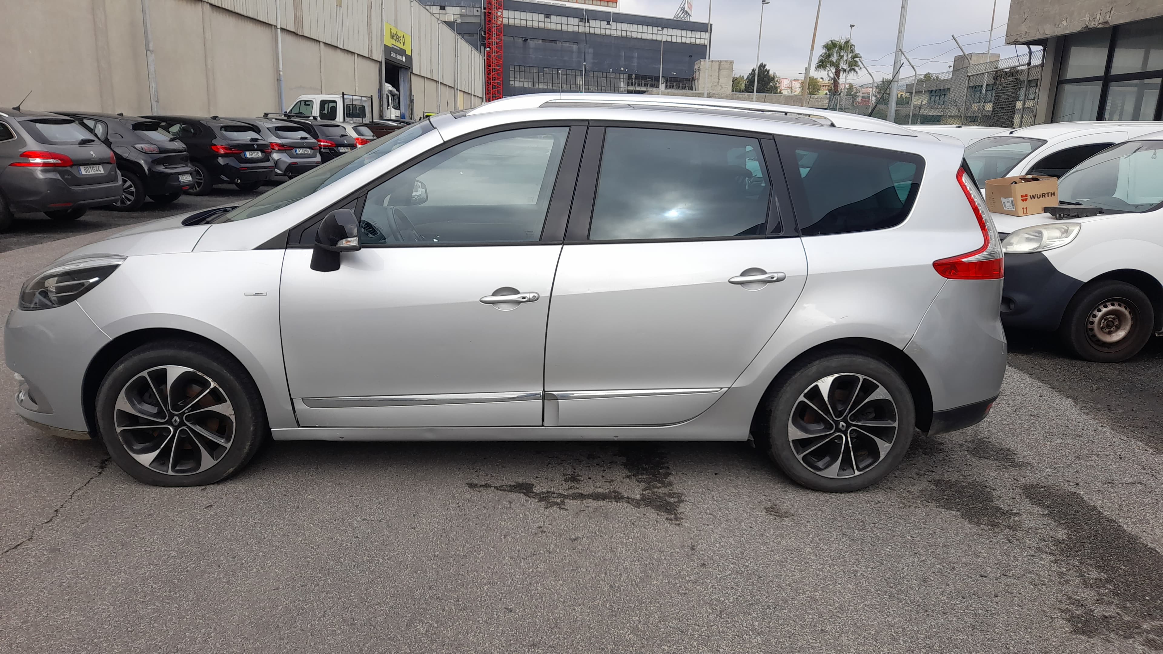 Renault Grand Scenic 1.5 DCI 110CV — imagem 4