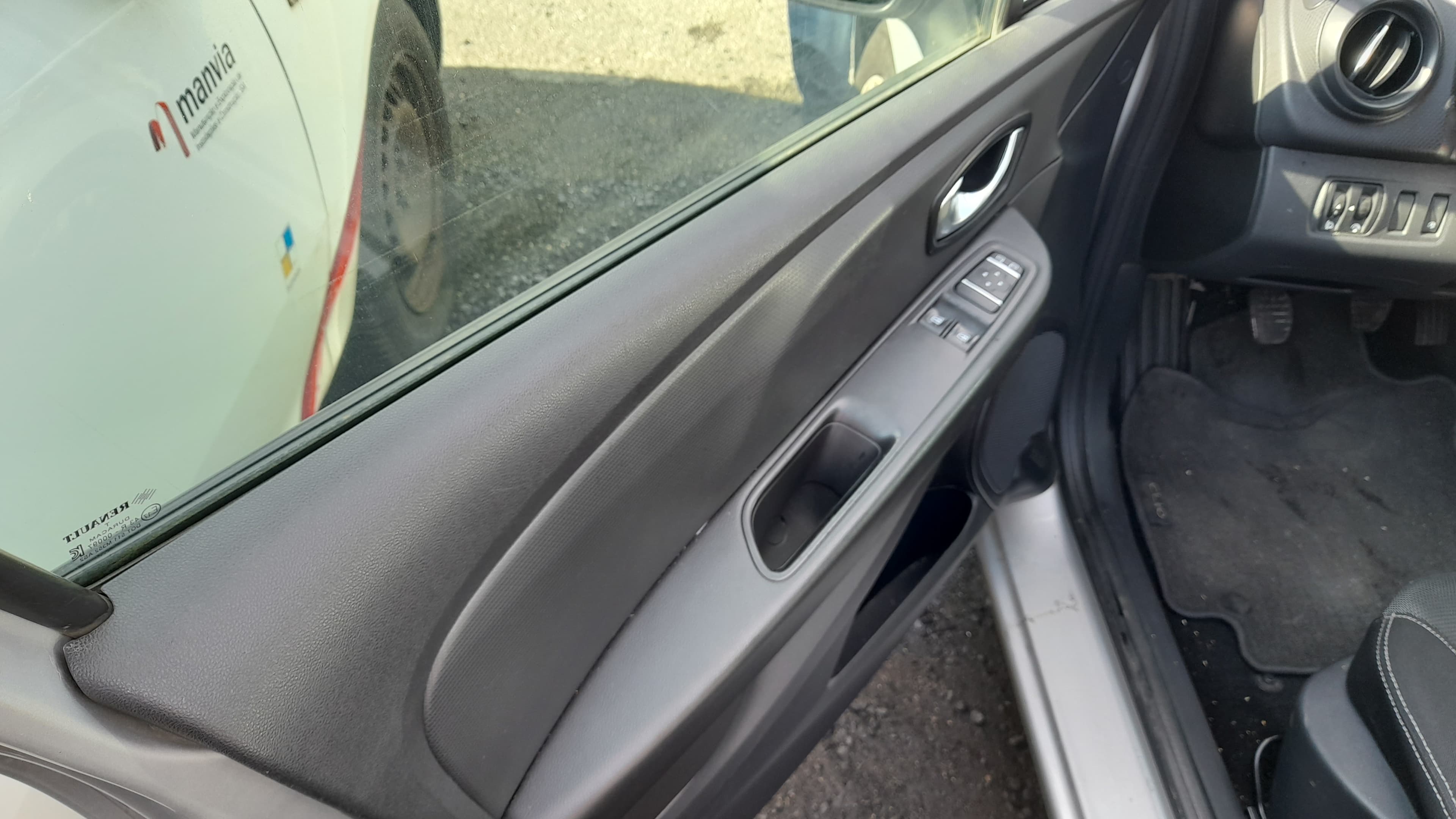 Renault Clio 1.5 DCI 90CV — imagem 12