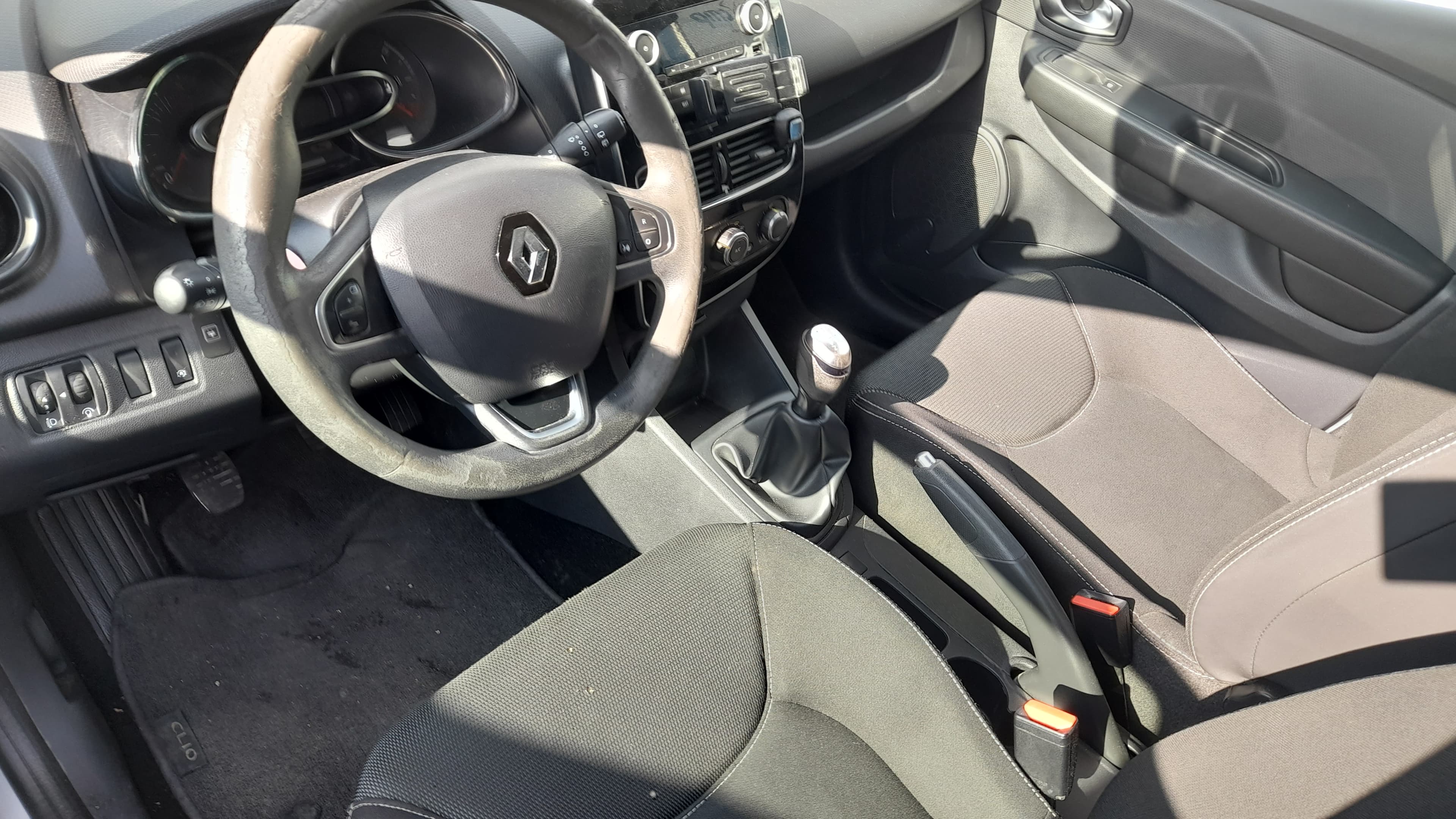 Renault Clio 1.5 DCI 90CV — imagem 13