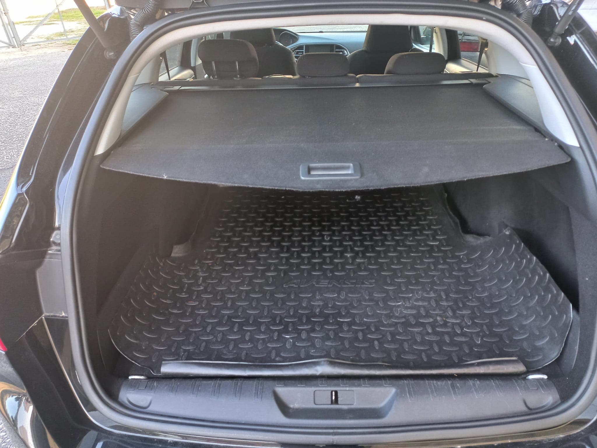 Peugeot 308 SW · Ano 2015 — imagem 11