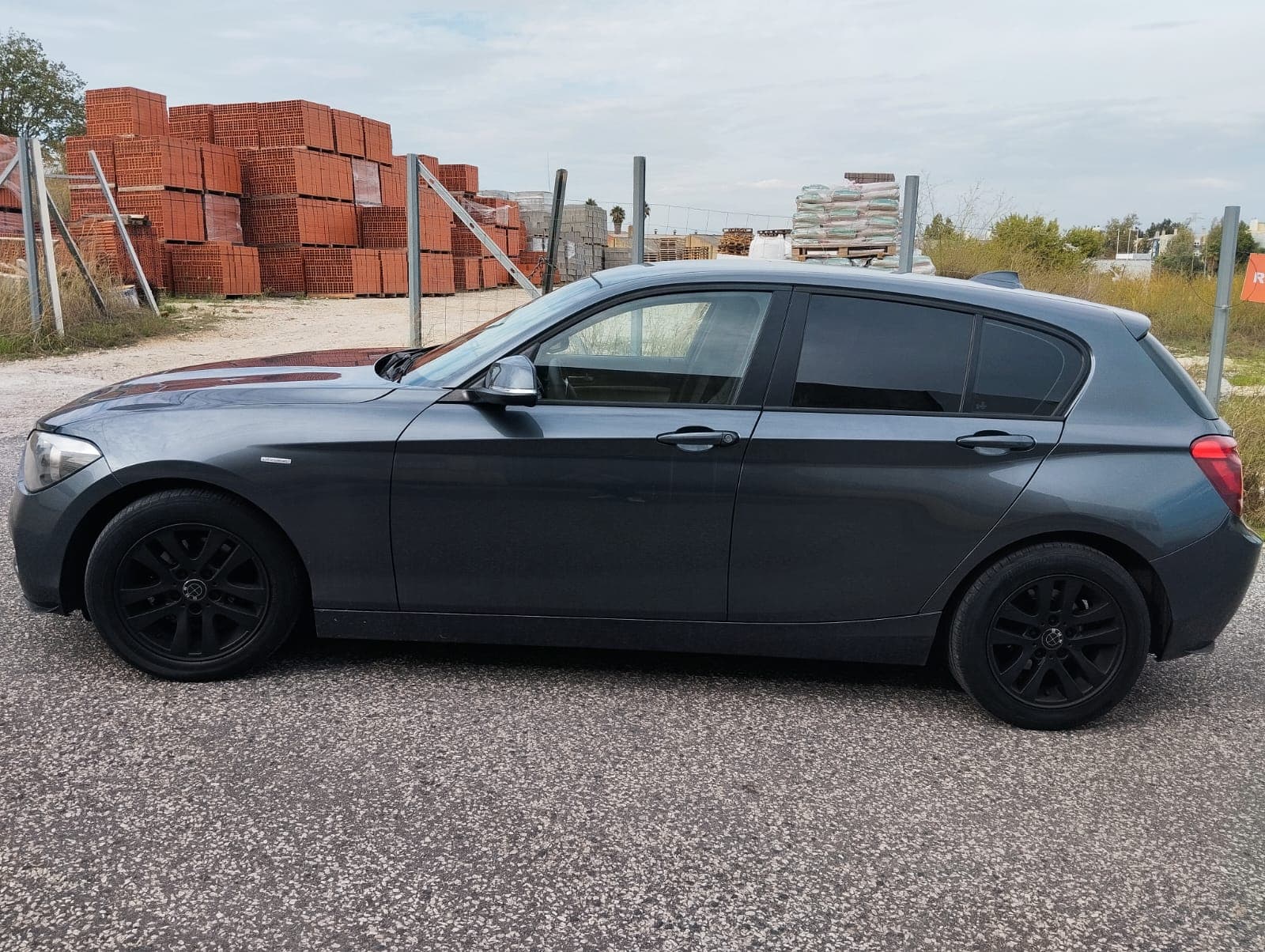 BMW 116 d · Ano 2014 — imagen 7
