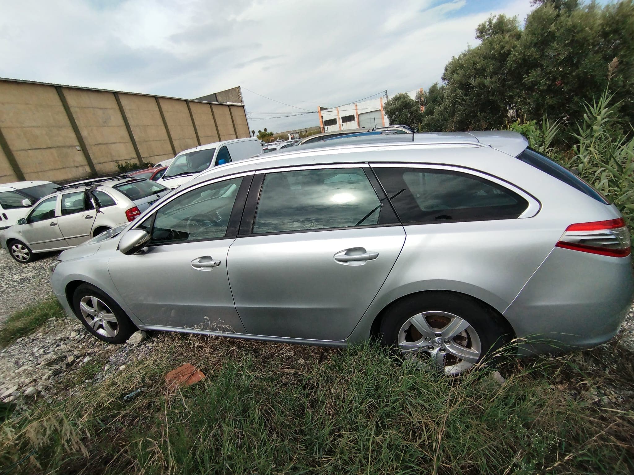 Peugeot 508 SW · Ano 2015 — imagen 30