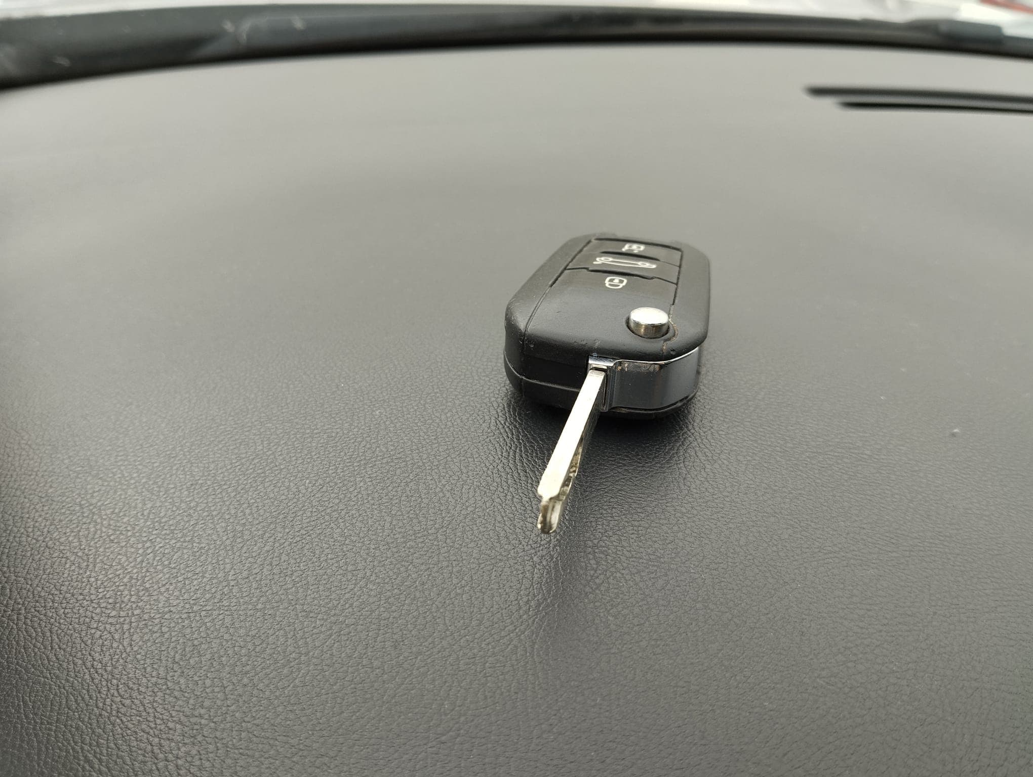 Peugeot 508 SW · Ano 2015 — imagen 13