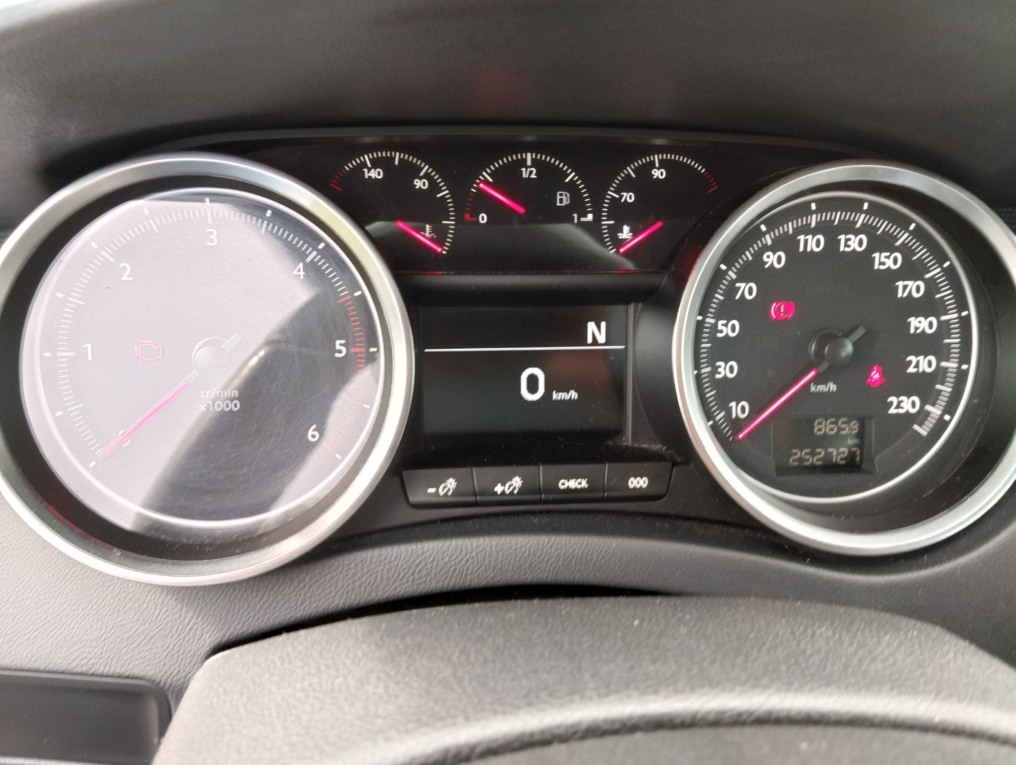 Peugeot 508 SW · Ano 2015 — imagen 19