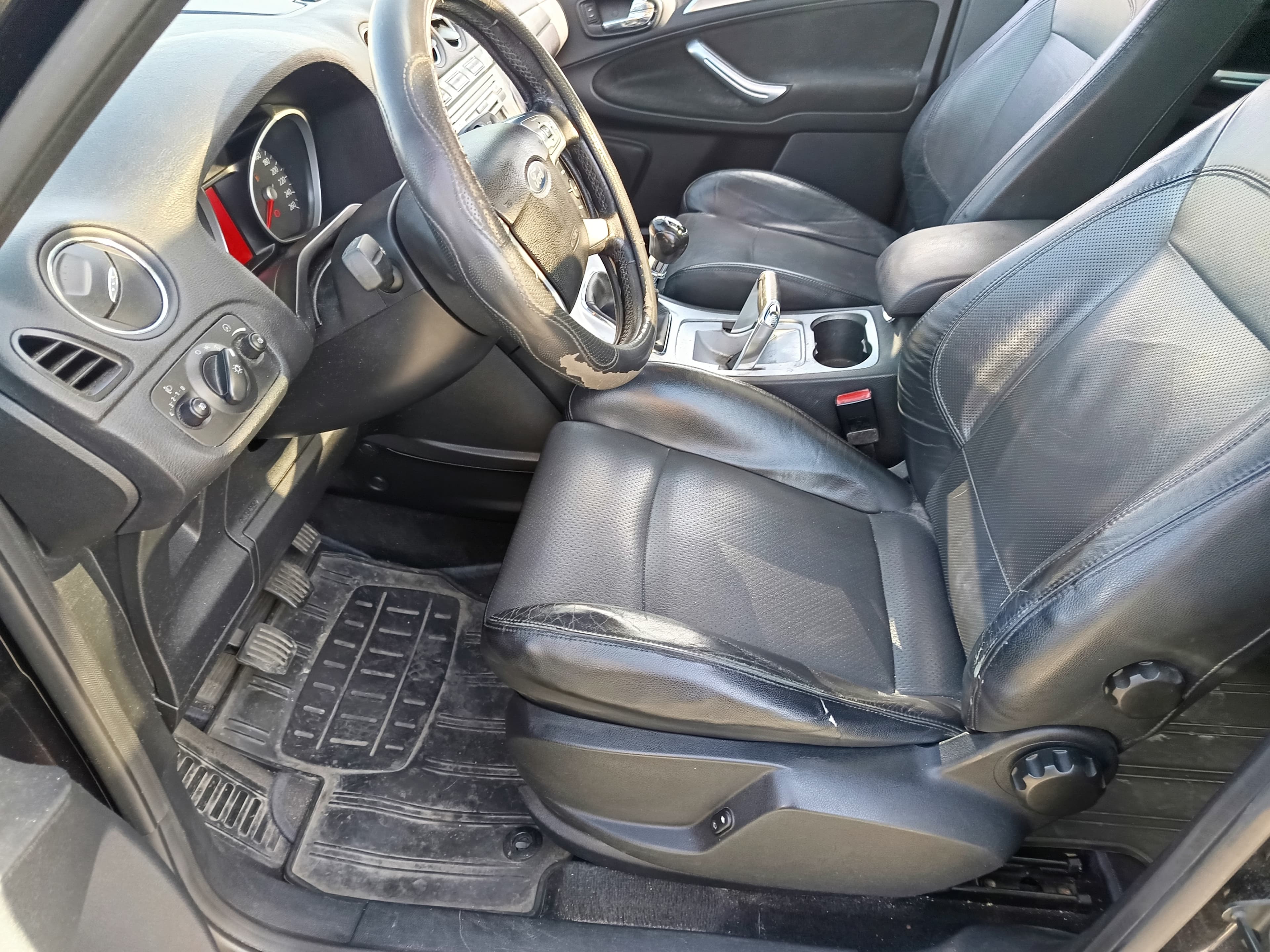 Ford Focus S-Max · Ano 2006 — imagen 34