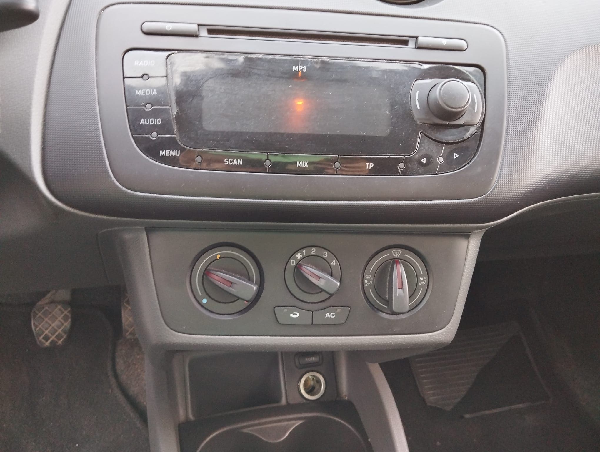 Seat Ibiza · Ano 2010 — imagem 13