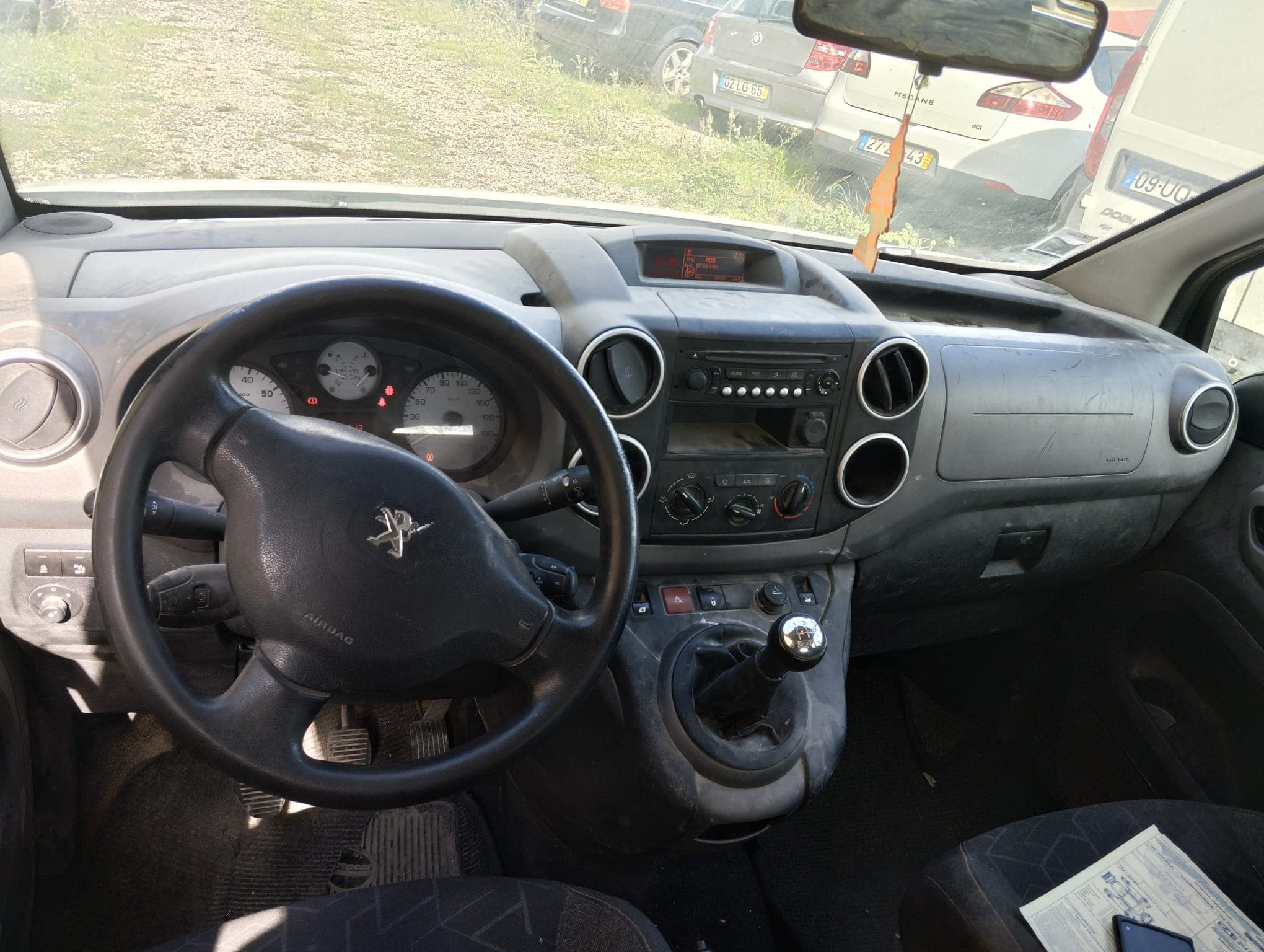 Peugeot Partner Tepee · Ano 2016 — imagem 14