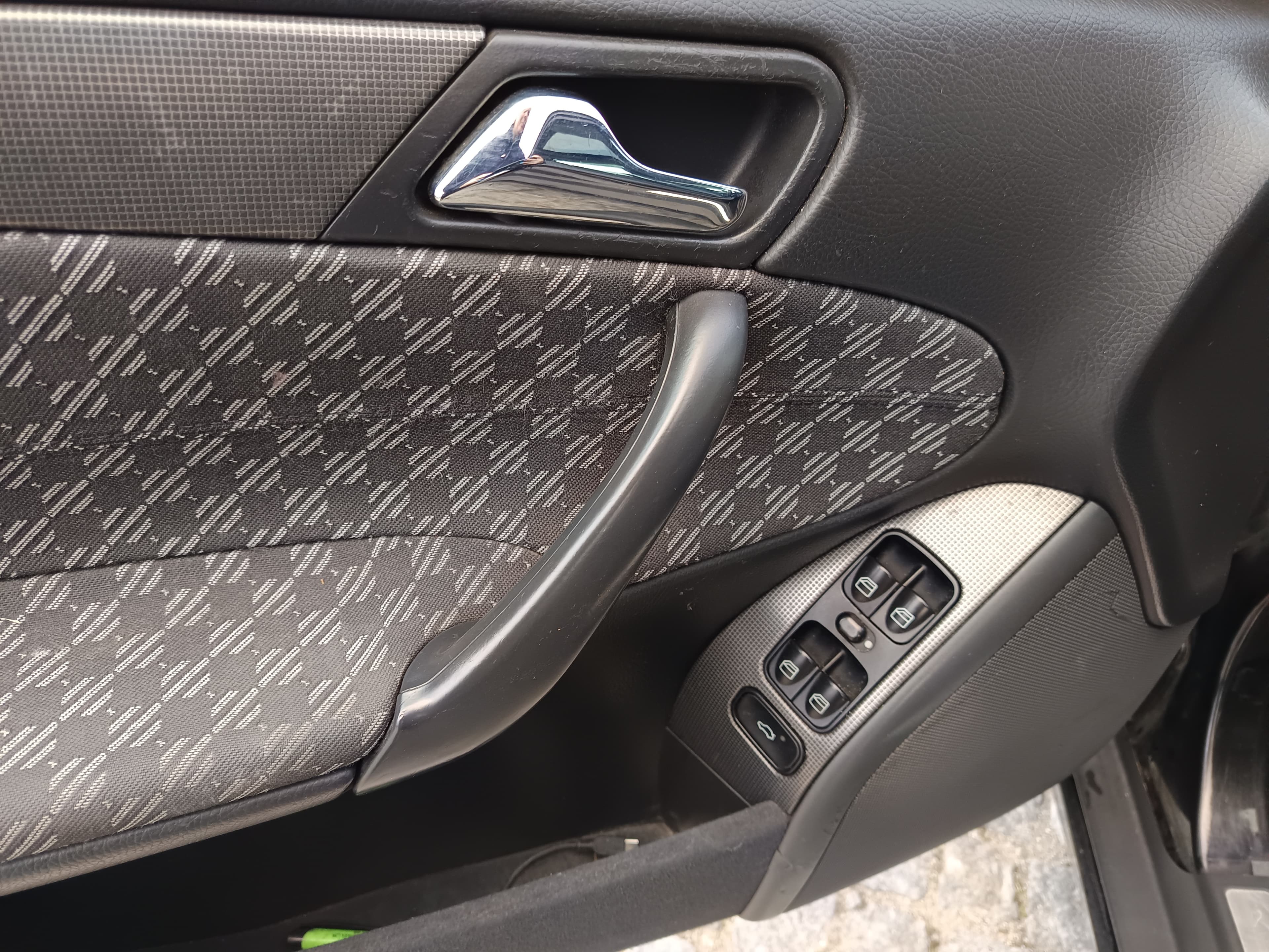 Mercedes-Benz C220 CDI · Ano 2000 — imagen 36