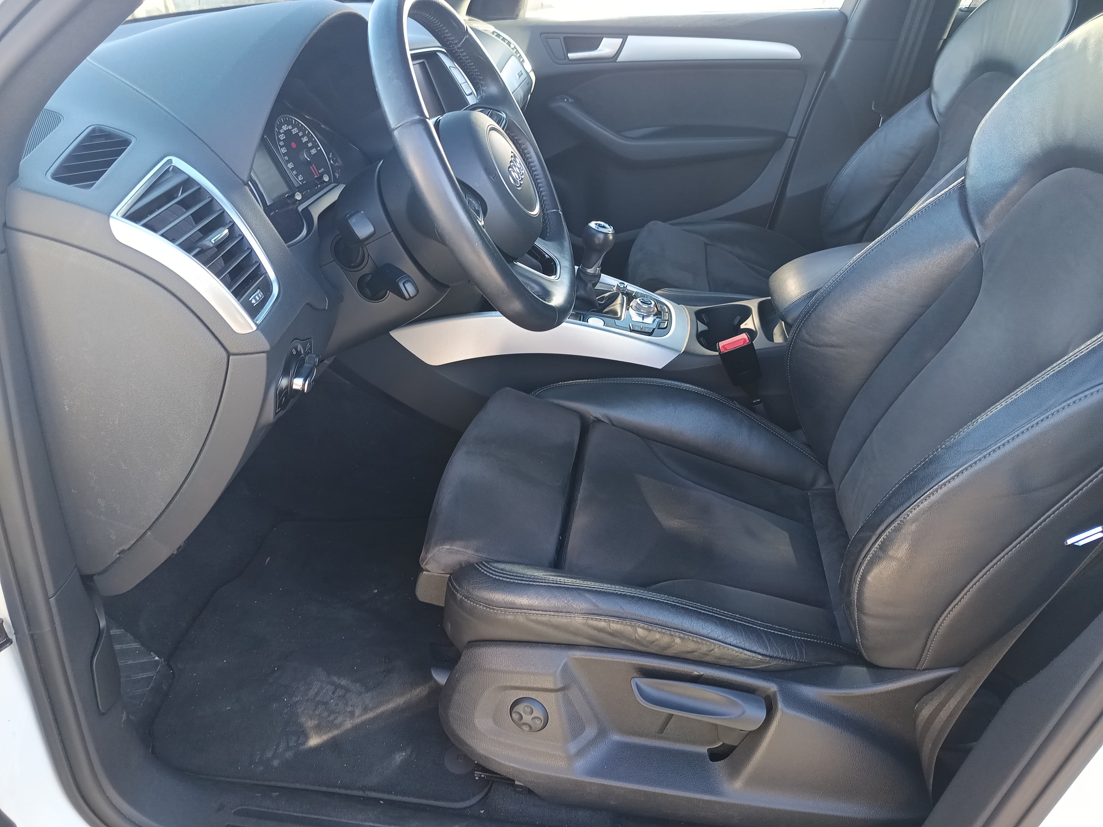 Audi Q5 · Ano 2012 — imagem 36