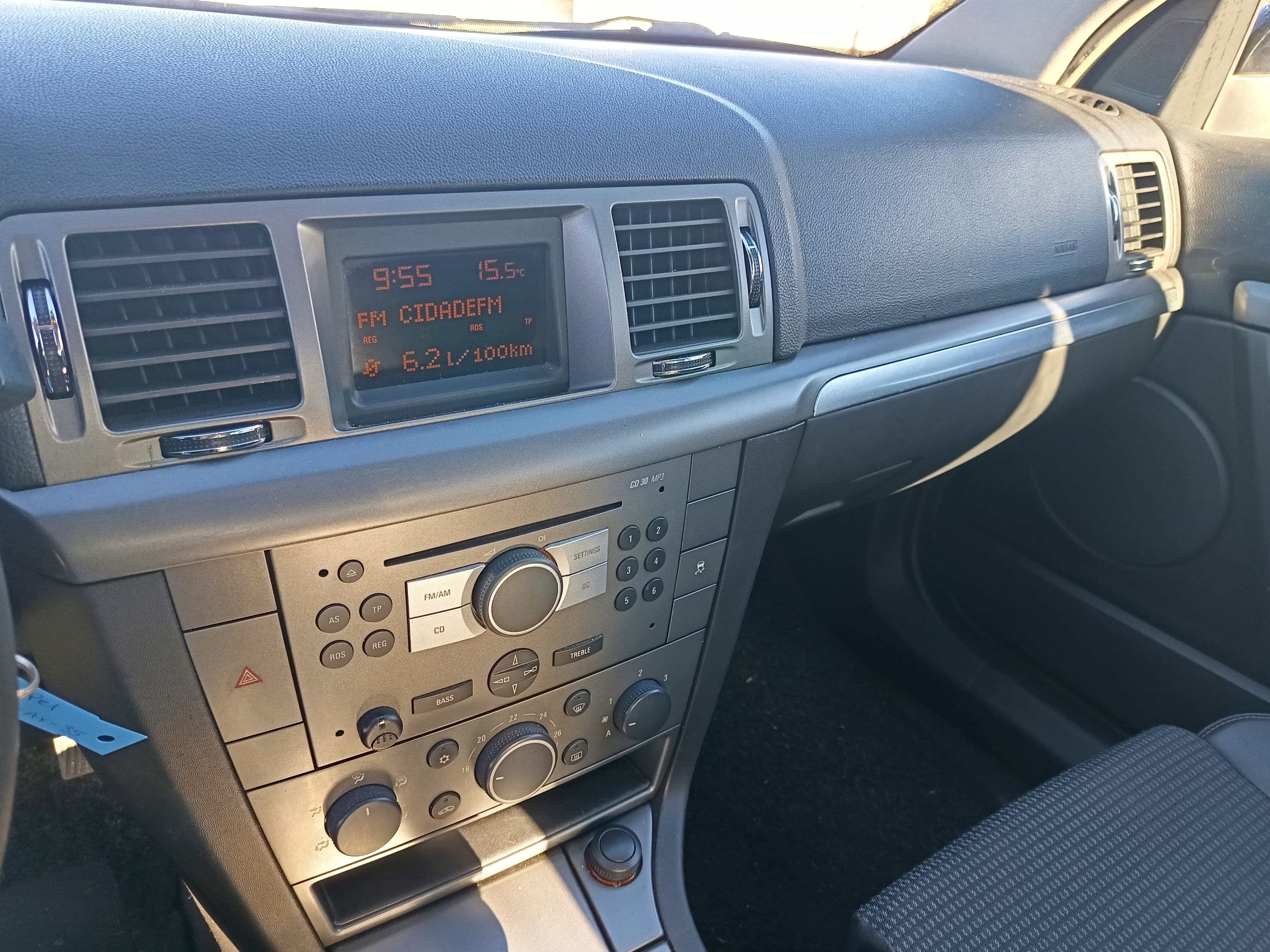 Opel Vectra · Ano 2005 — imagem 37