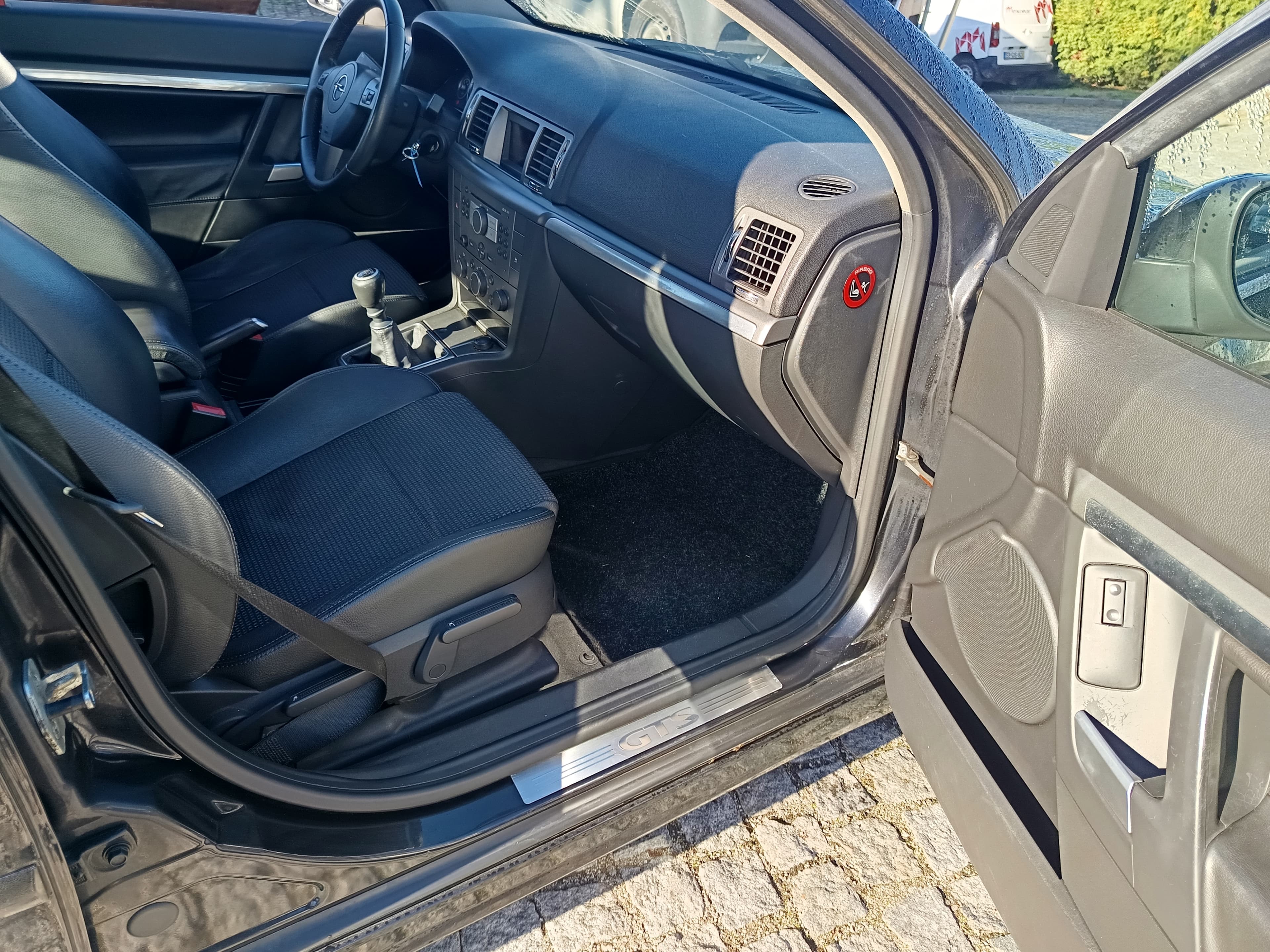 Opel Vectra · Ano 2005 — imagem 25