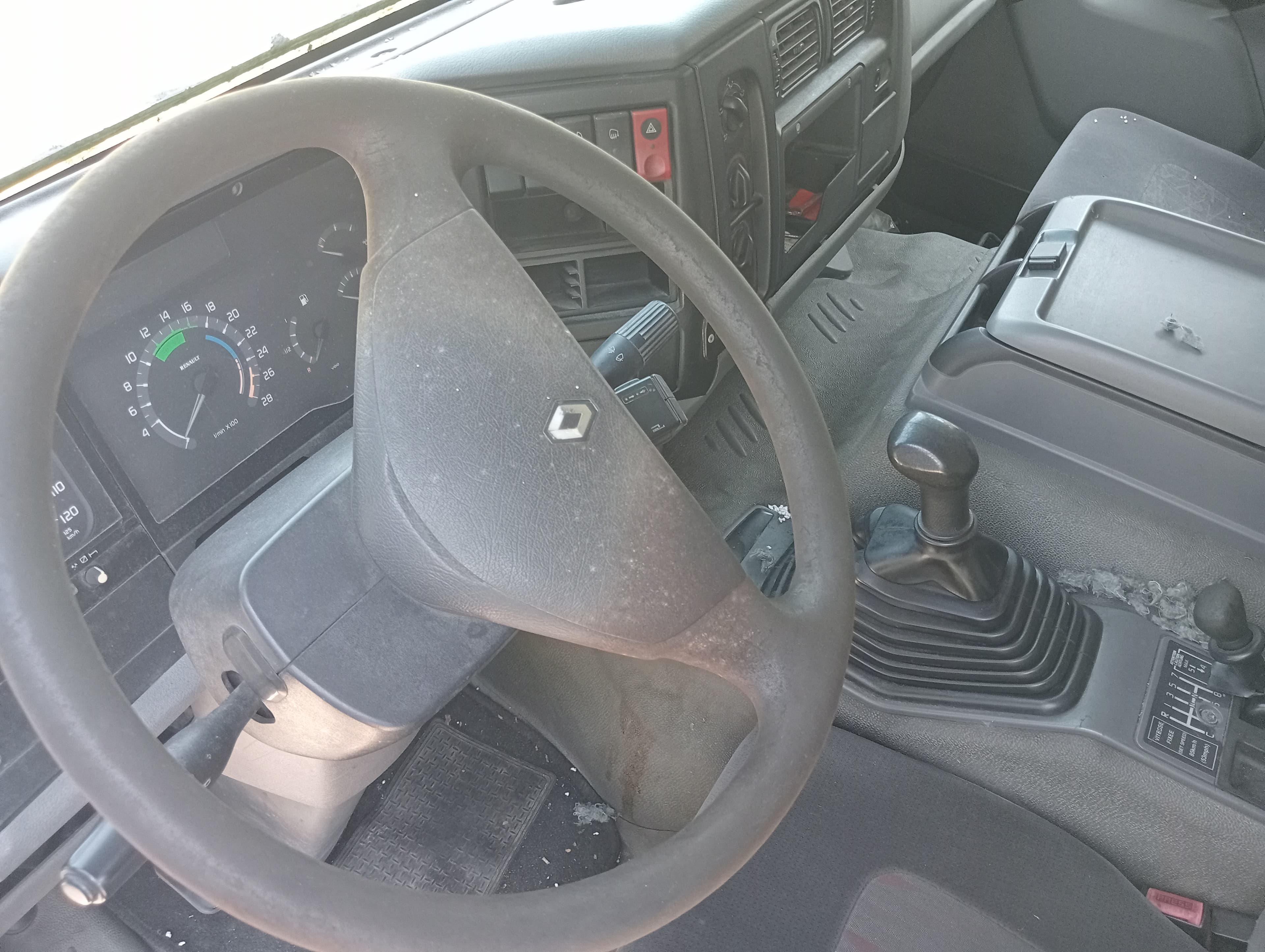 Renault 260 — imagen 7