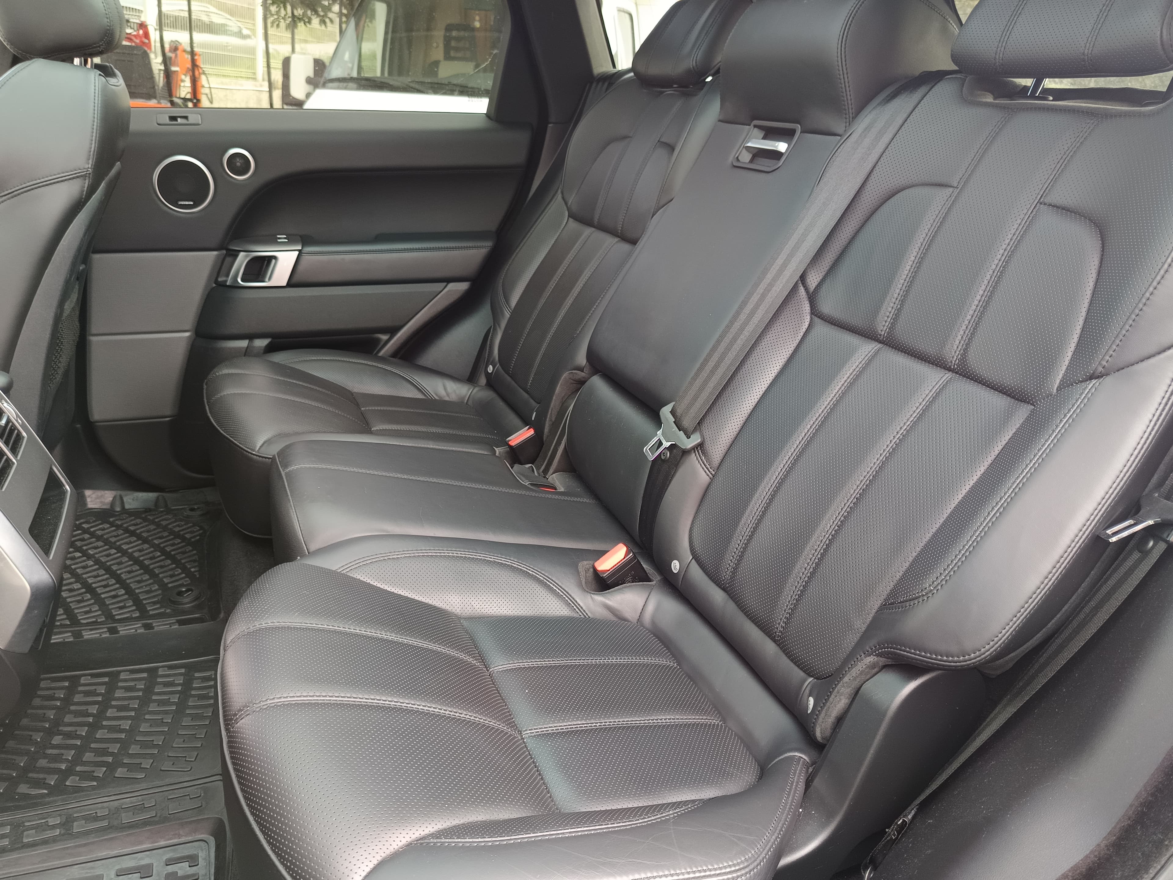 Land Rover Range Rover Sport · Ano 2017 — image 35