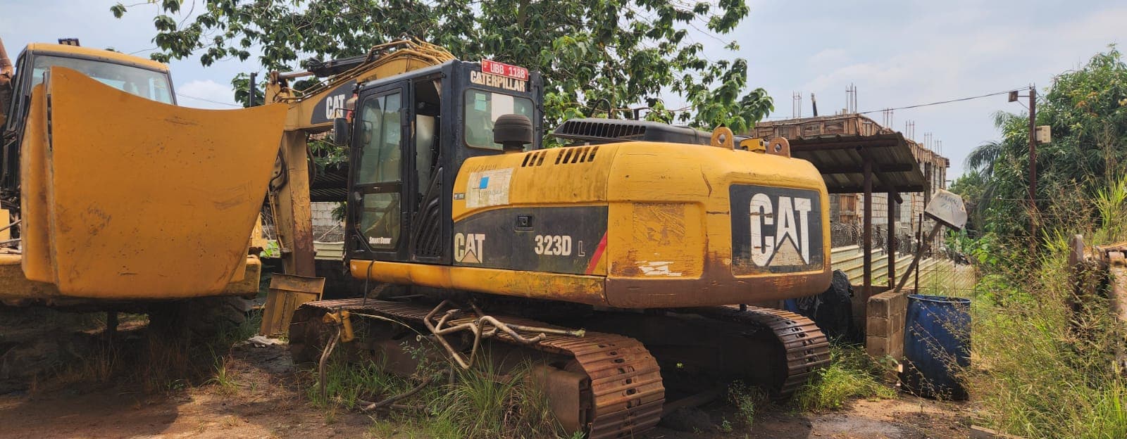 CATERPILLAR 25T Crawler Excavator with Spare Parts — imagen 8