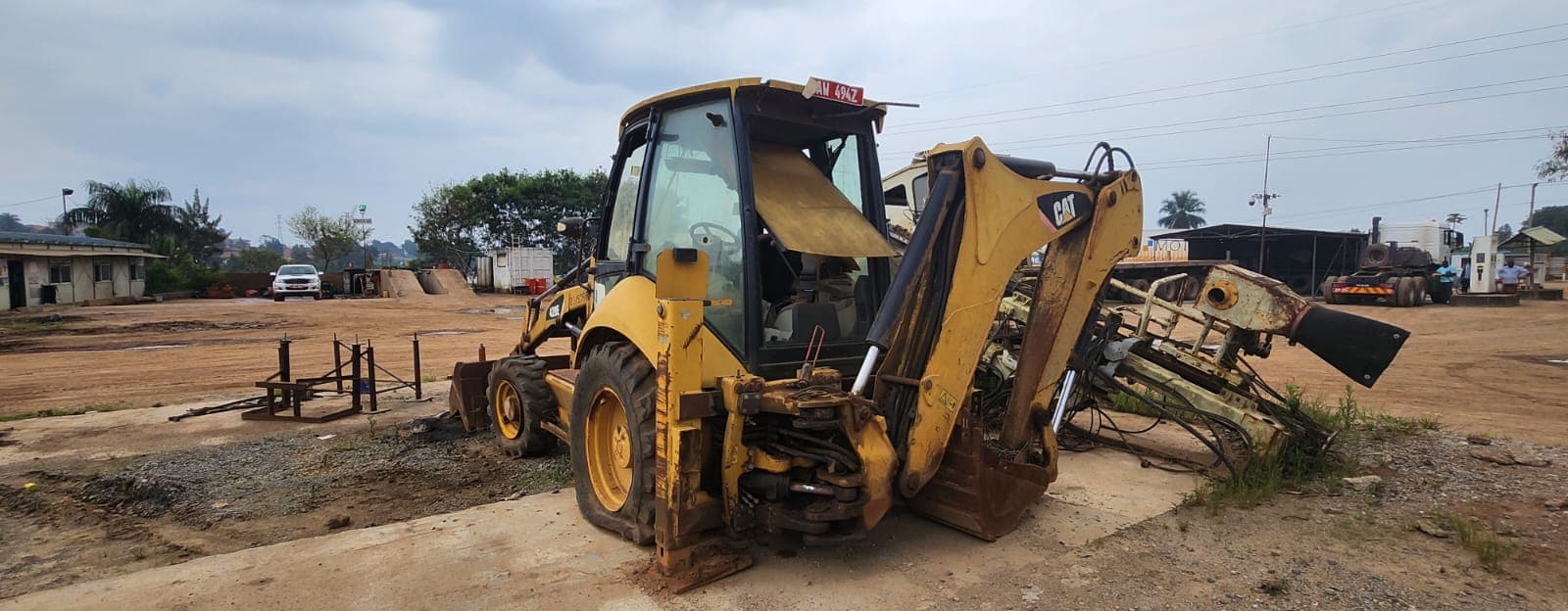 CATERPILLAR Backhoe Loader — image 5