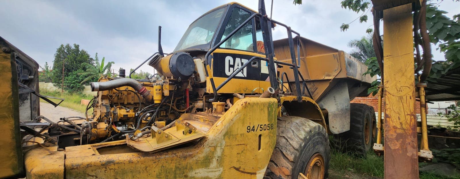CATERPILLAR 40T Articulated Dump Truck