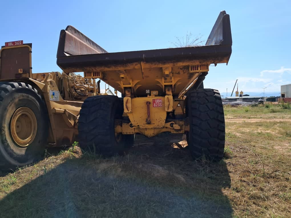 VOLVO 40T Articulated Dump Truck with Spare Parts — imagem 5