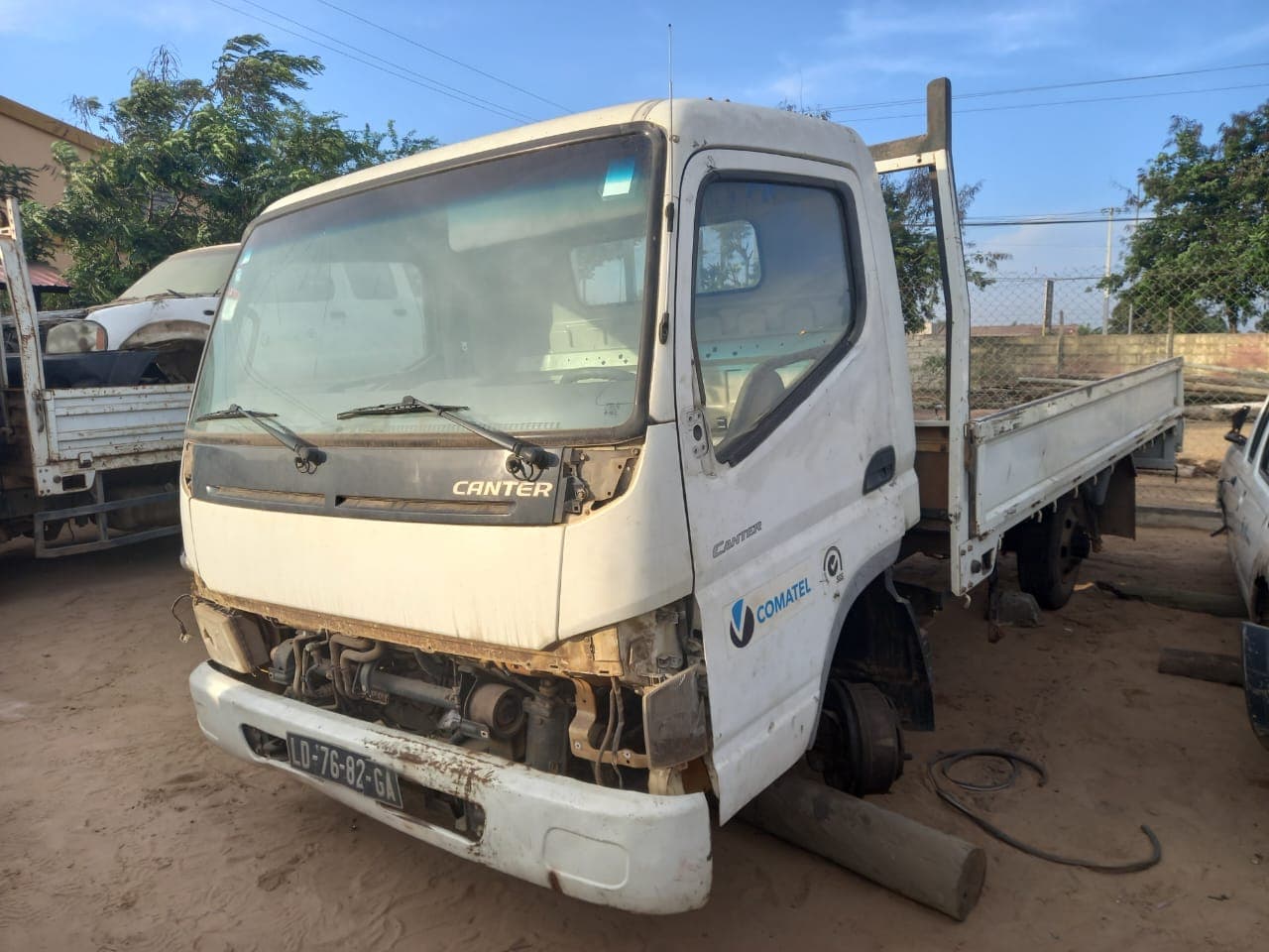 MITSUBISHI CANTER — image 1