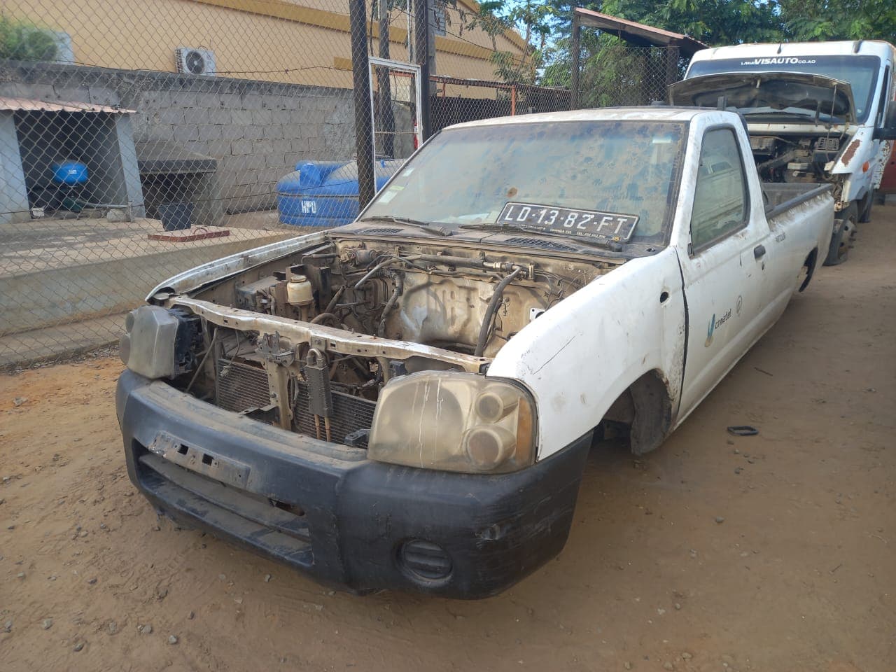 NISSAN HARDBODY — image 2