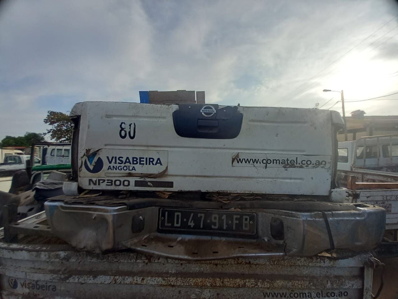 NISSAN HARDBODY — imagen 1