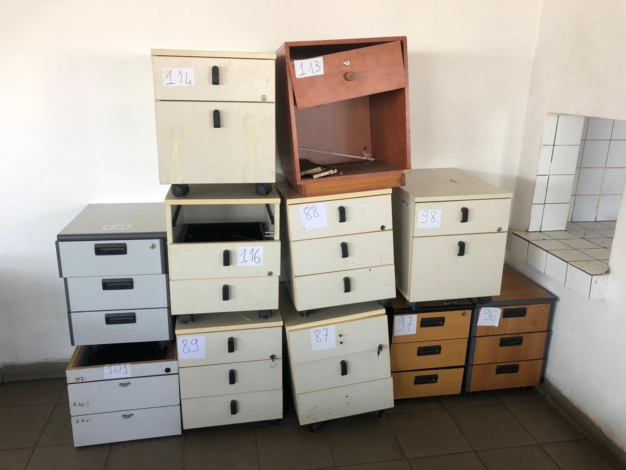 Mobilier de Bureau — imagen 4