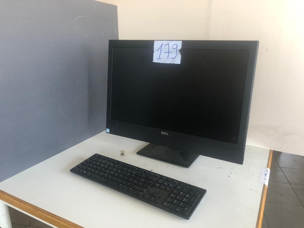 Matériel informatique et électronique — imagem 5