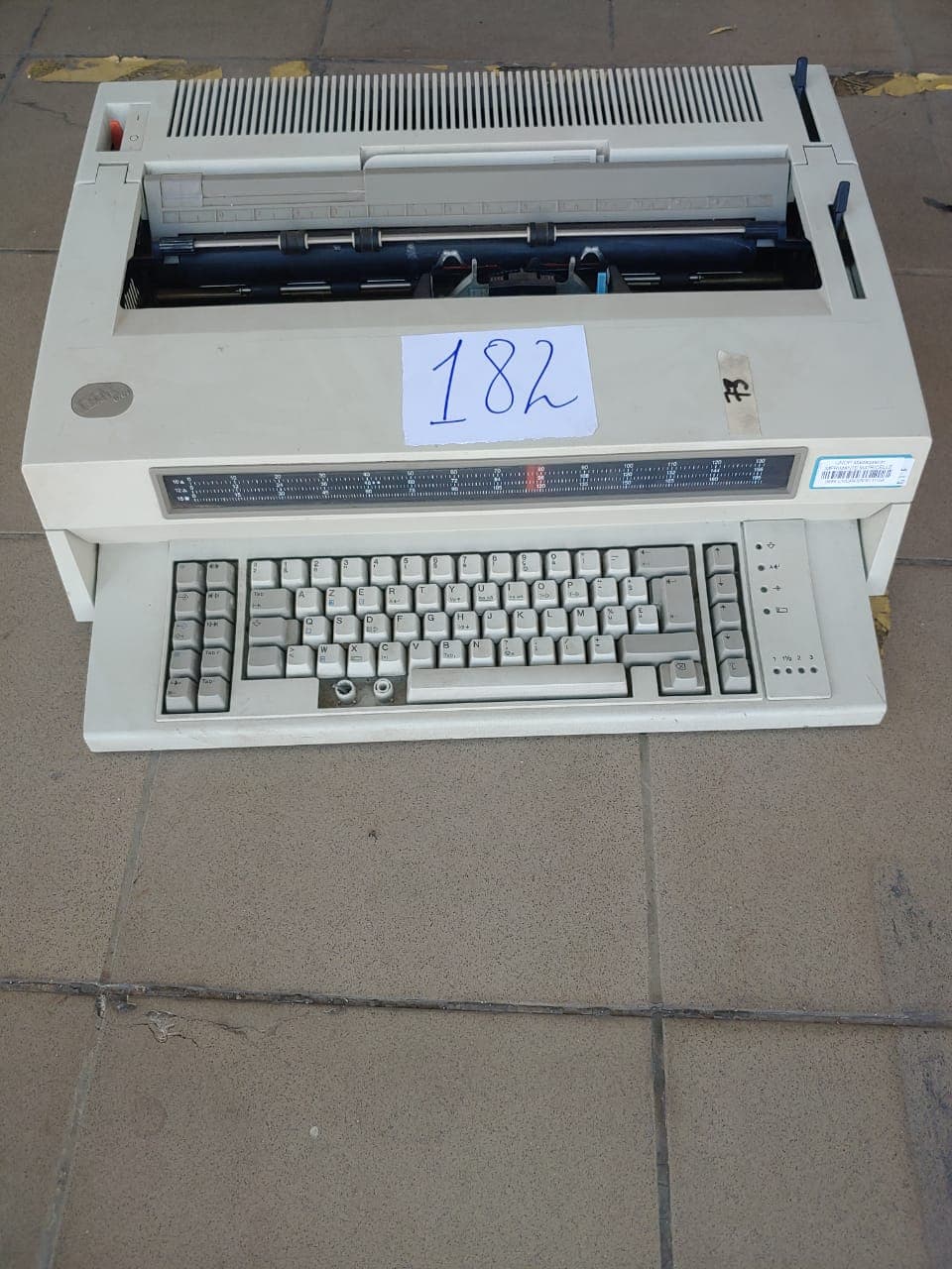 Matériel informatique et électronique — imagem 8
