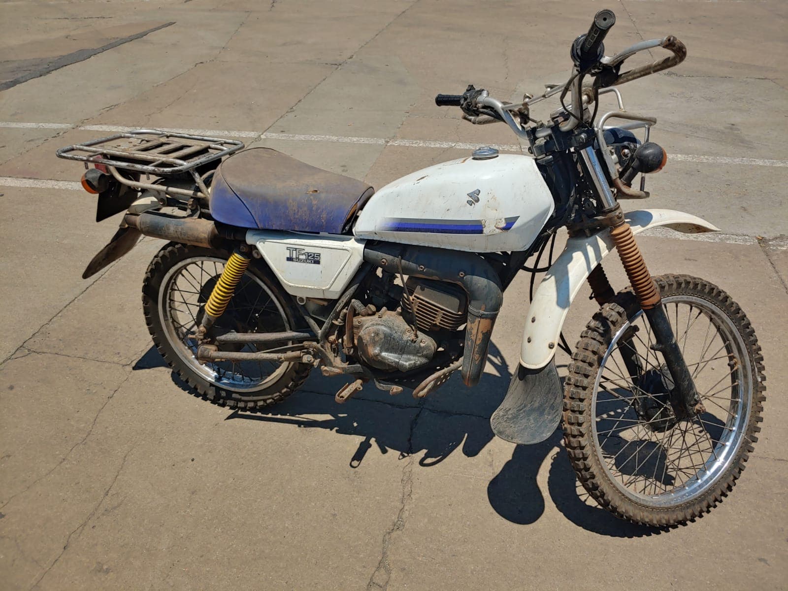 Moto SUZUKI RF 125