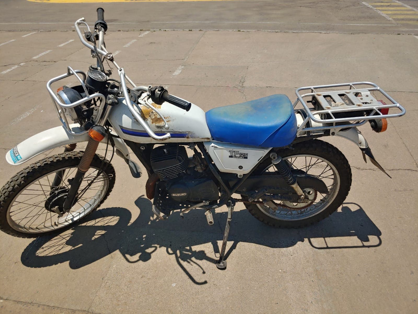Moto SUZUKI RF 125