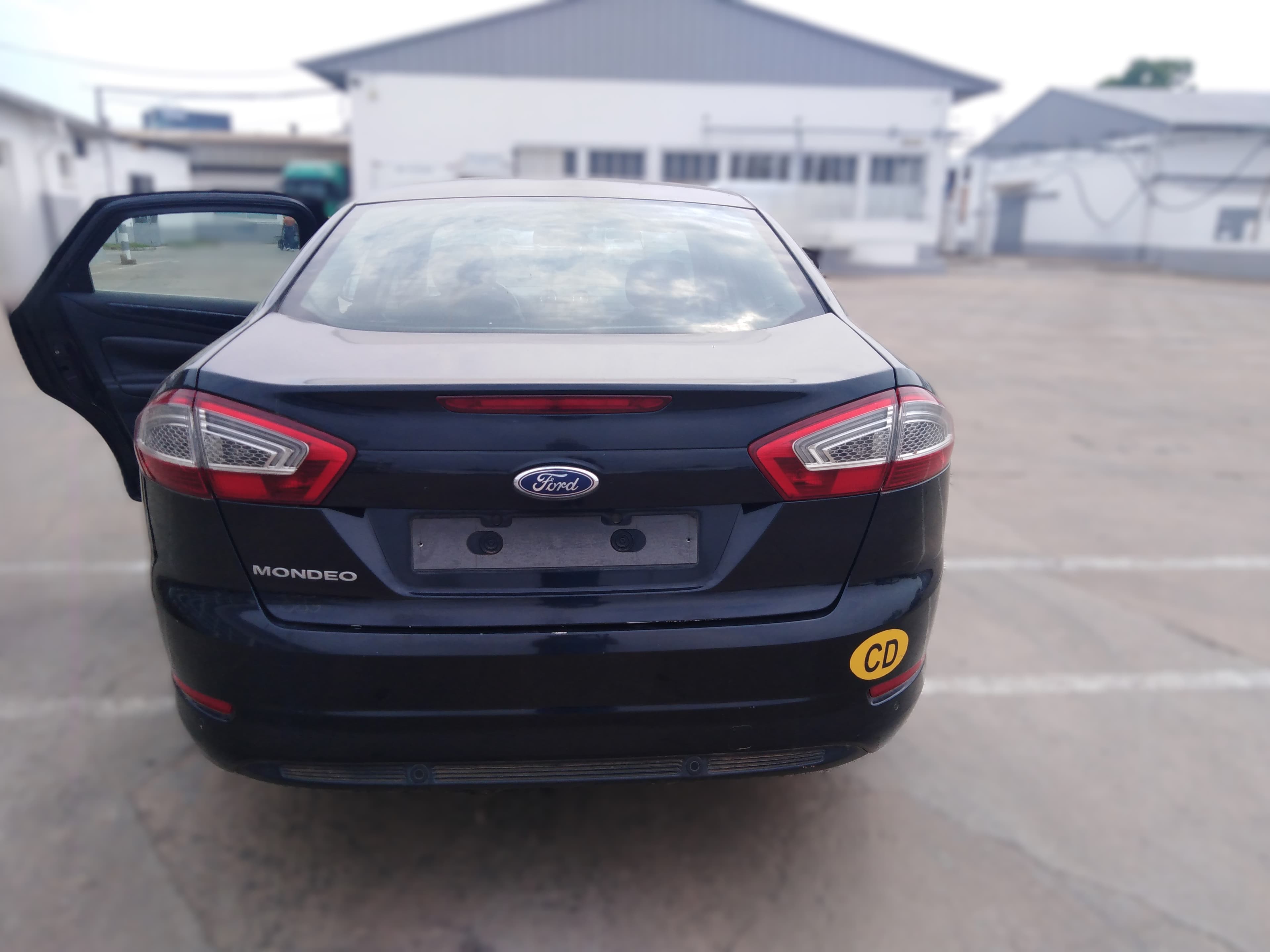 Voiture FORD Mondeo — imagem 4
