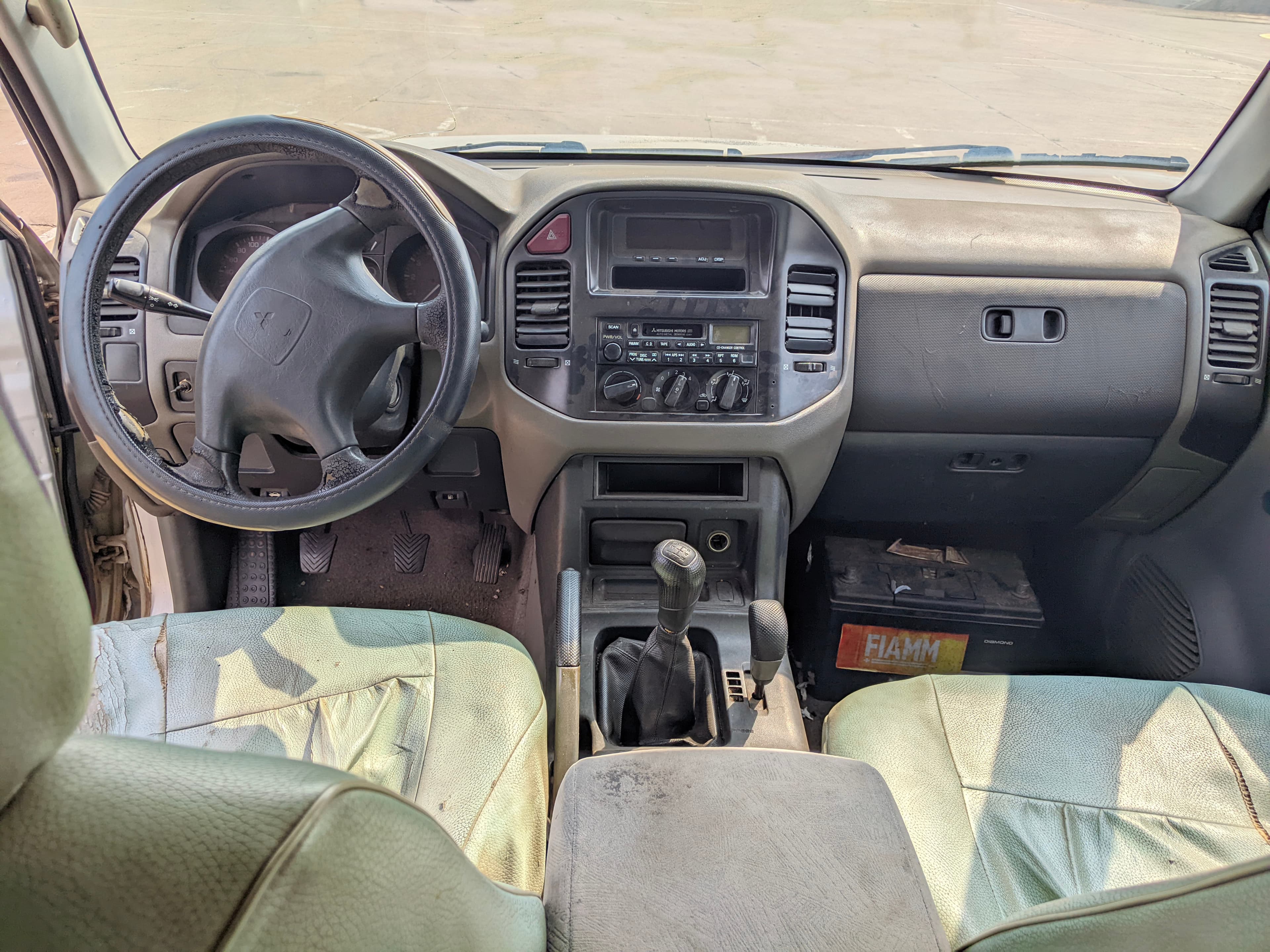 Voiture MITSUBISHI Pajero — image 10