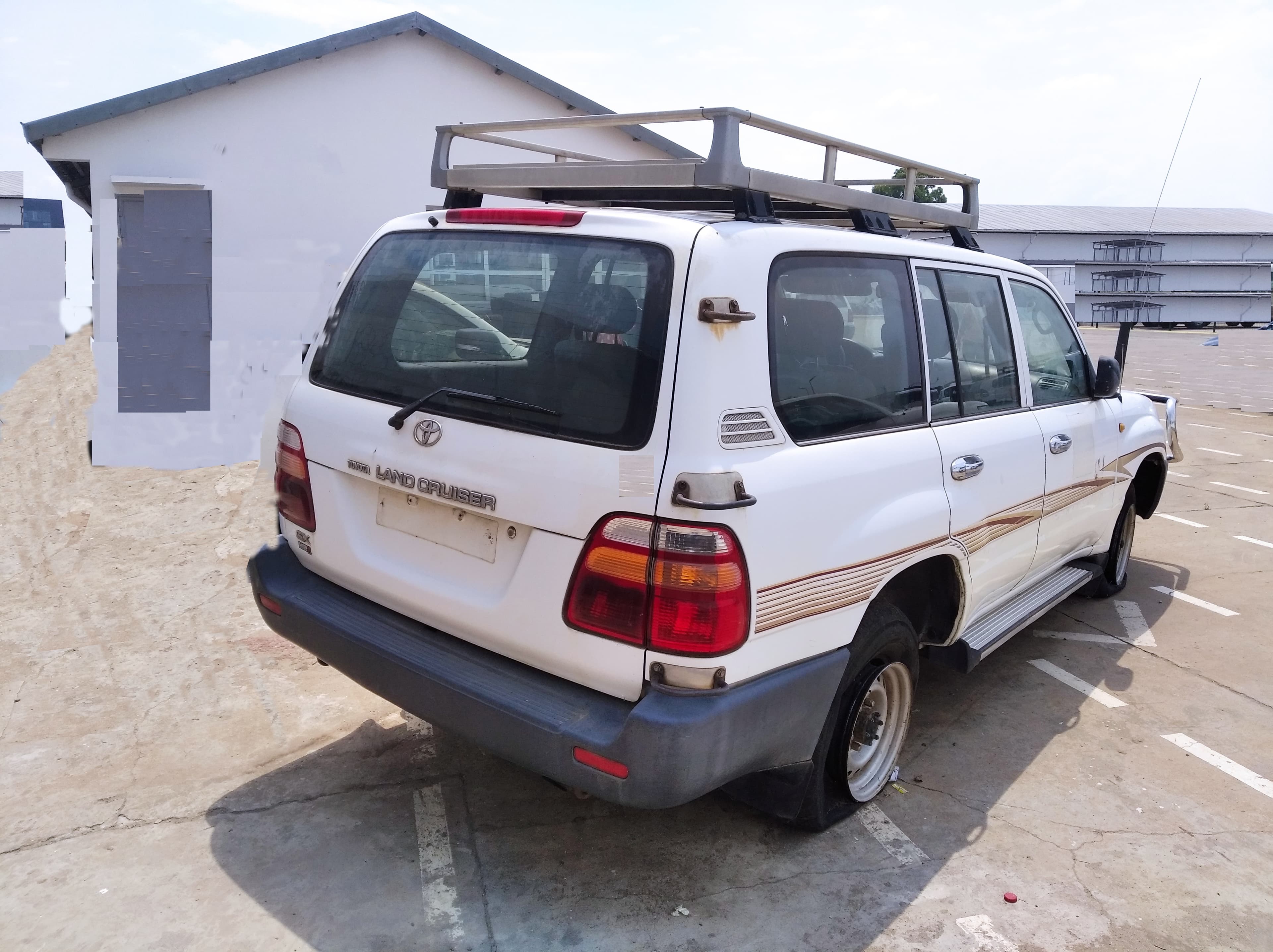 Voiture TOYOTA Land Cruiser — imagem 5