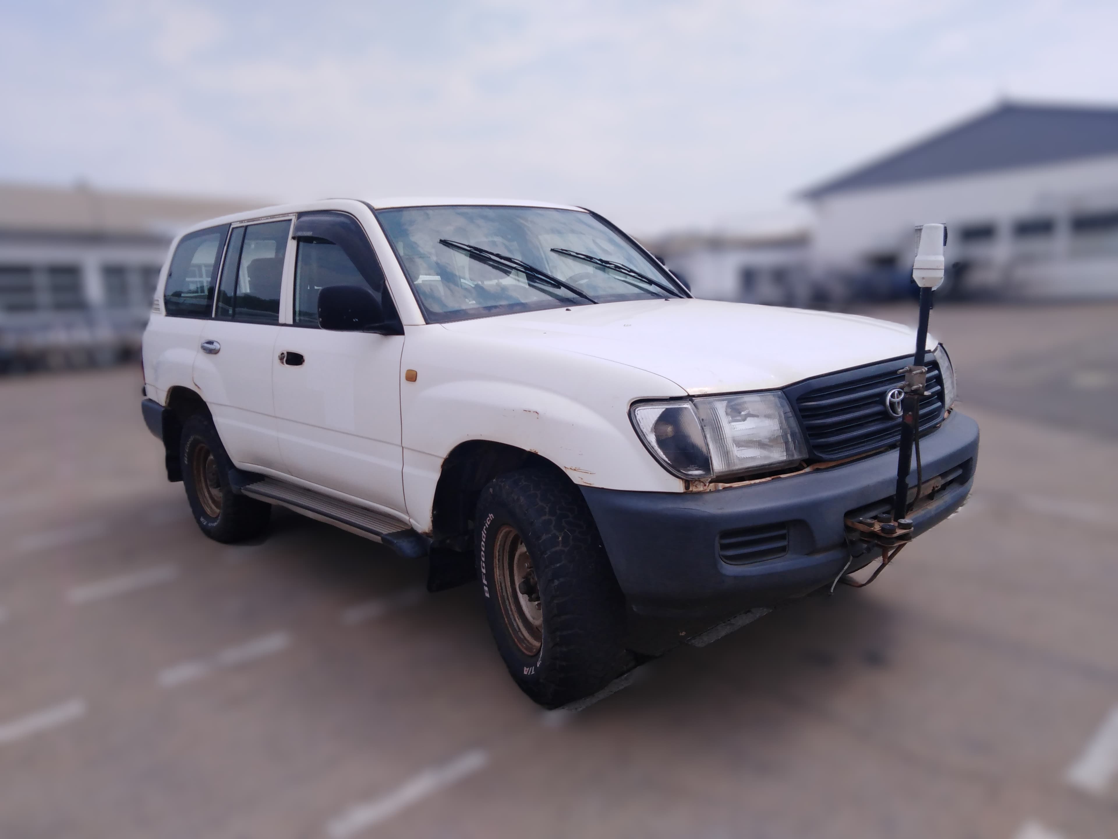 Voiture TOYOTA Land Cruiser — image 1